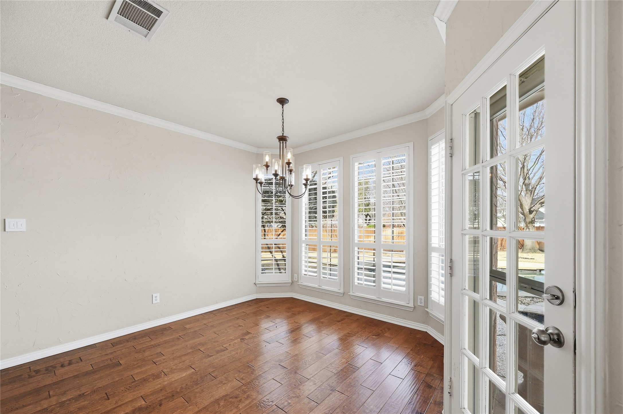 303 Chestnut Cove Circle