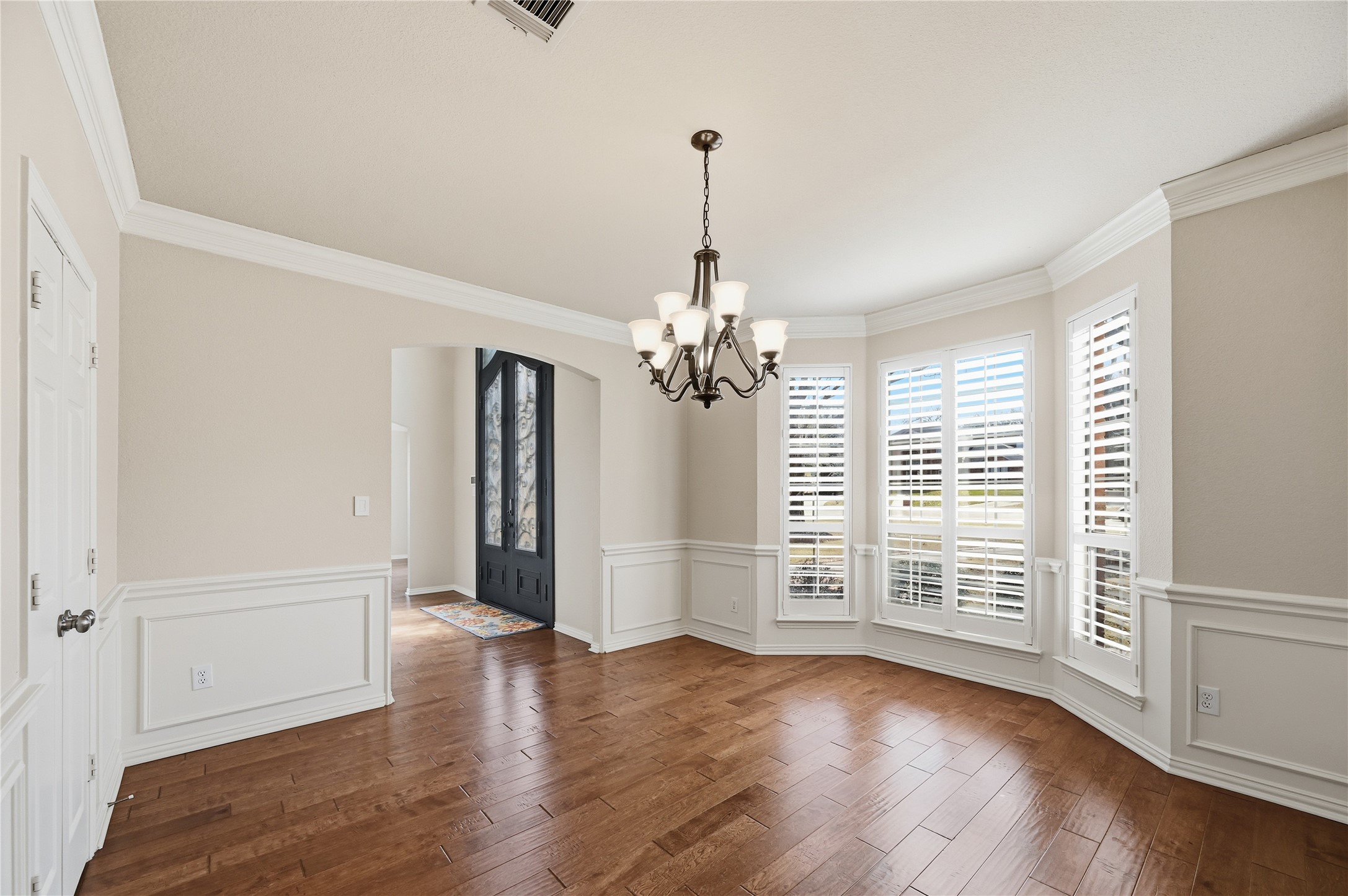 303 Chestnut Cove Circle