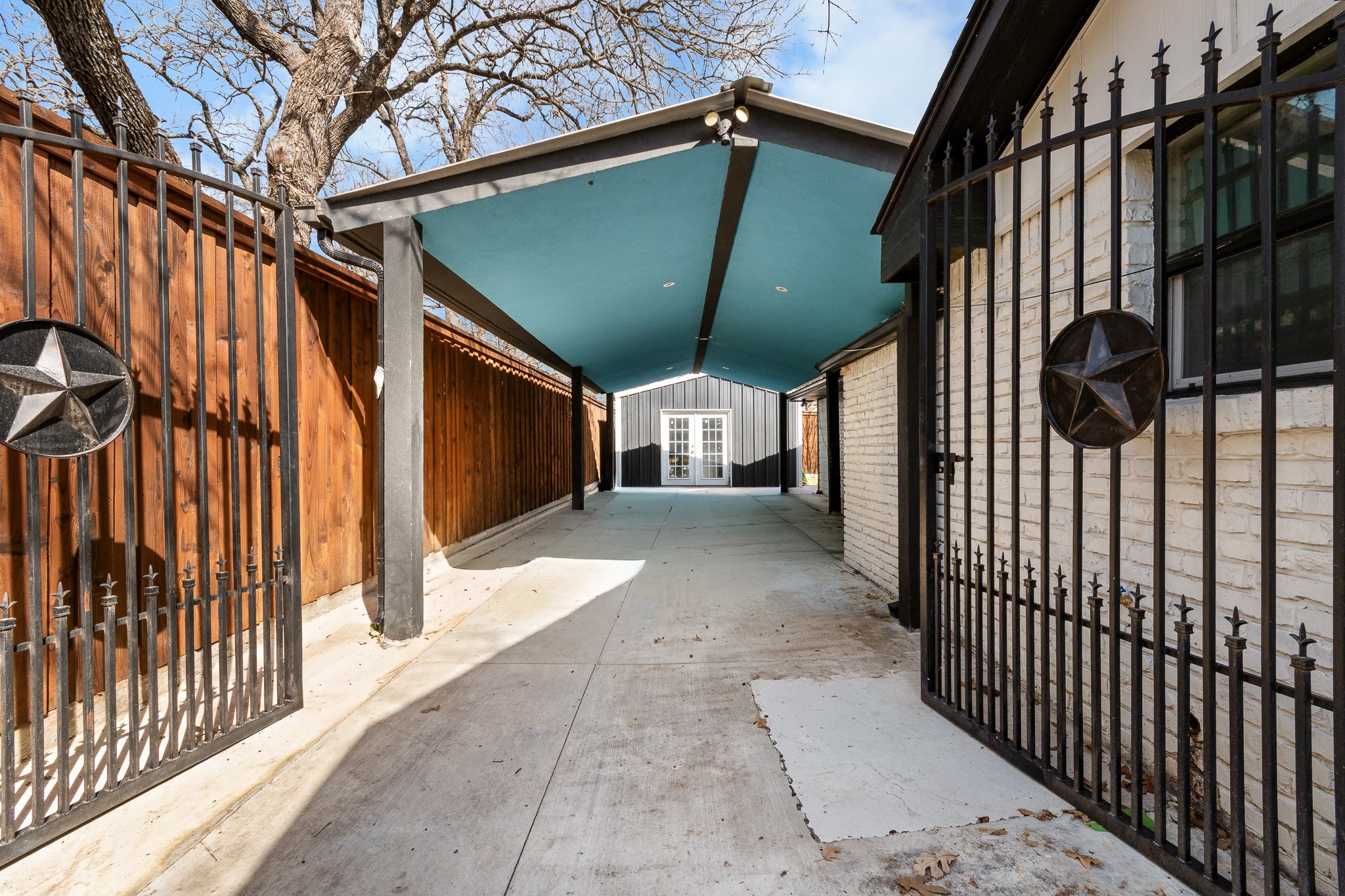 2819 Yorkshire Street