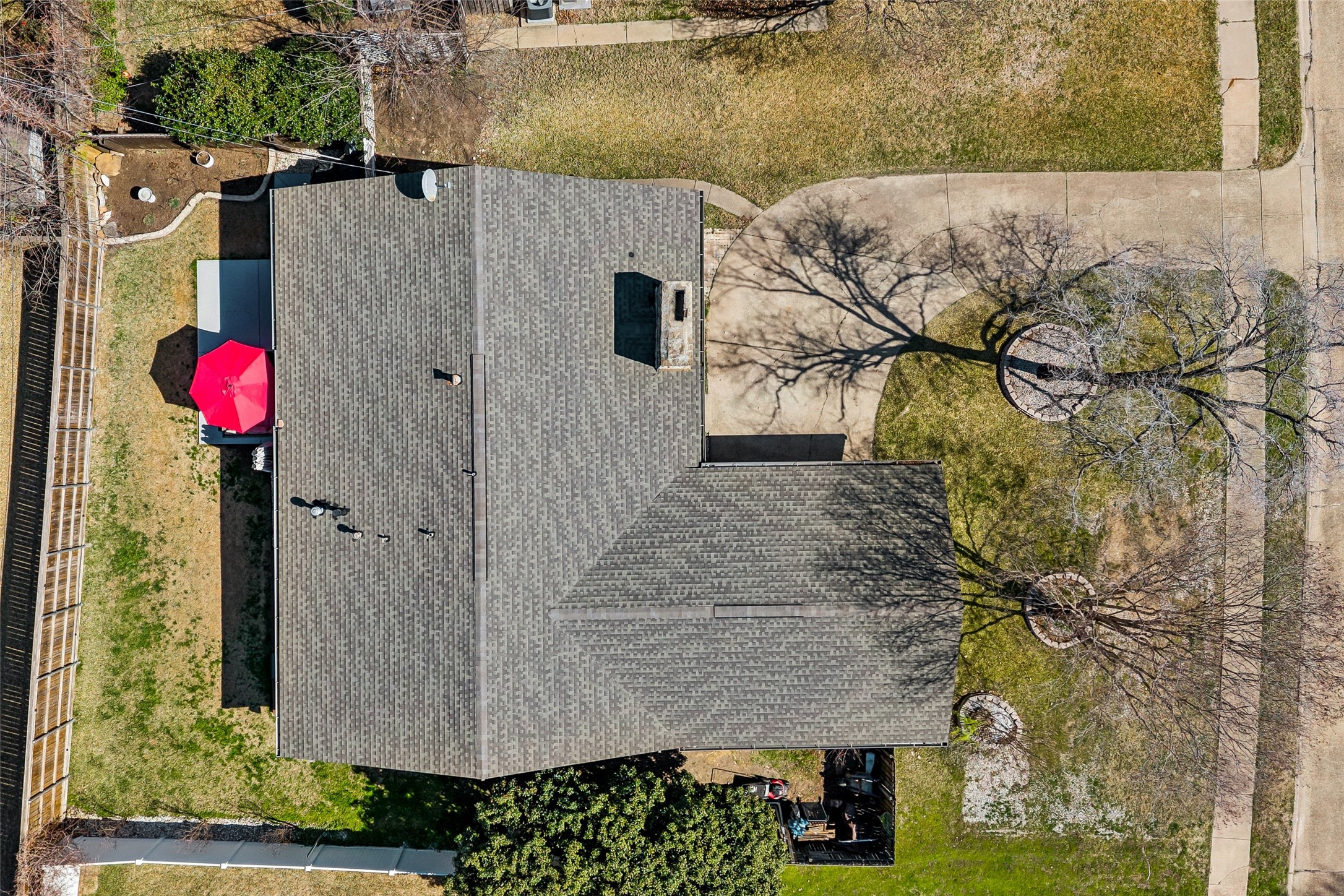 1115 Edwards Court N