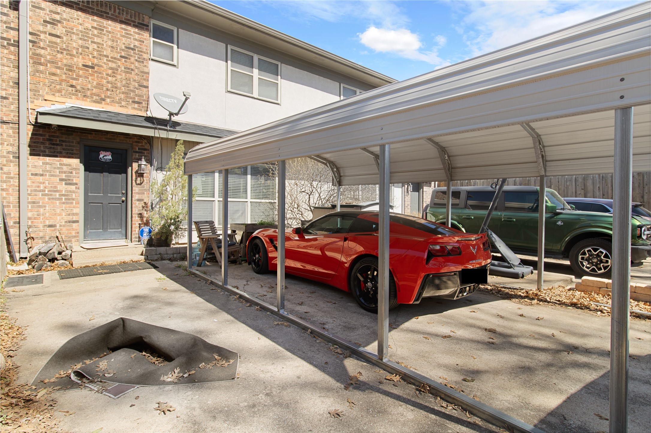 4988 Thunder Road