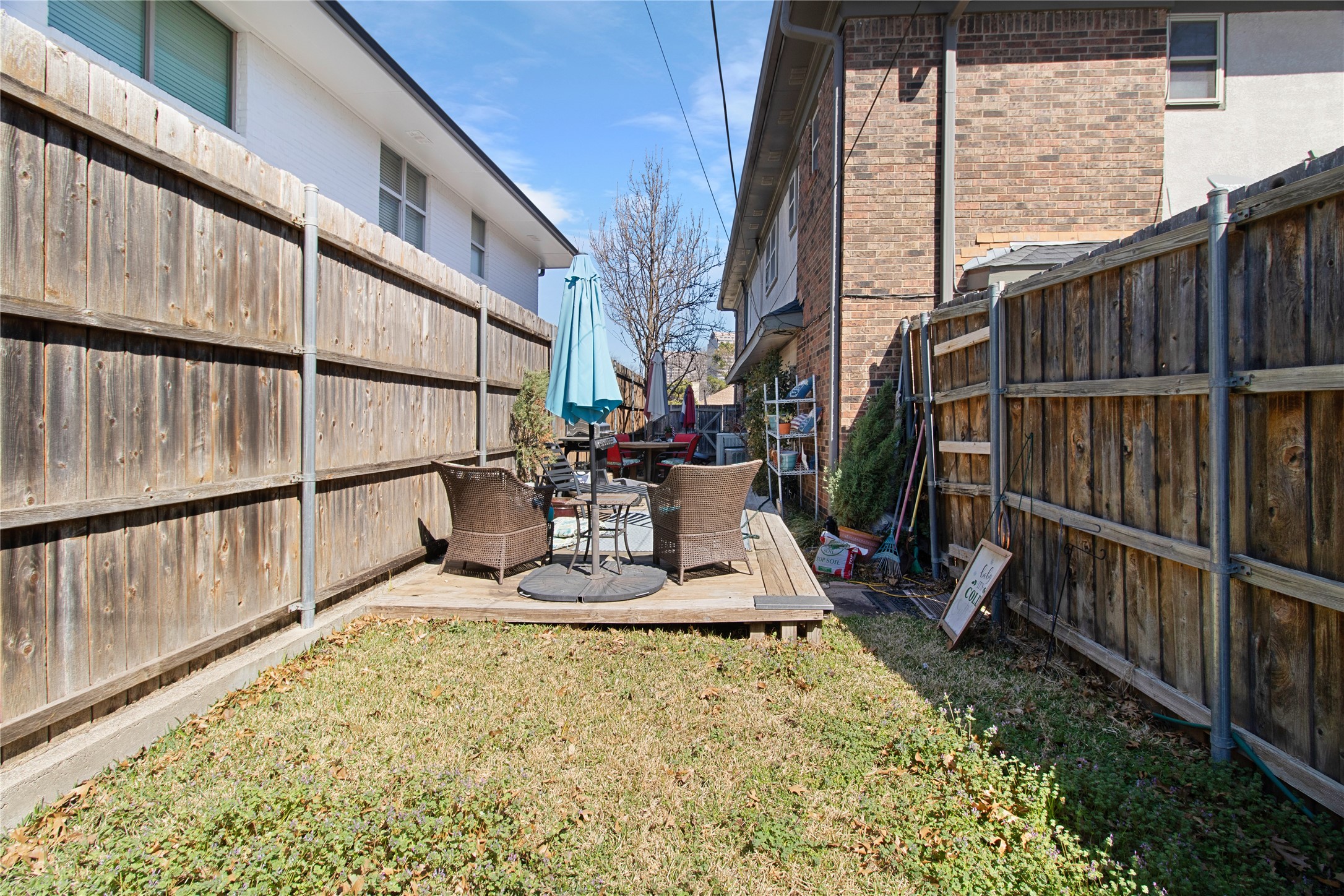 4988 Thunder Road