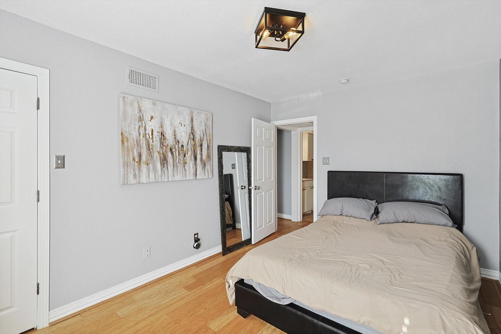 2722 Knight Street 232A