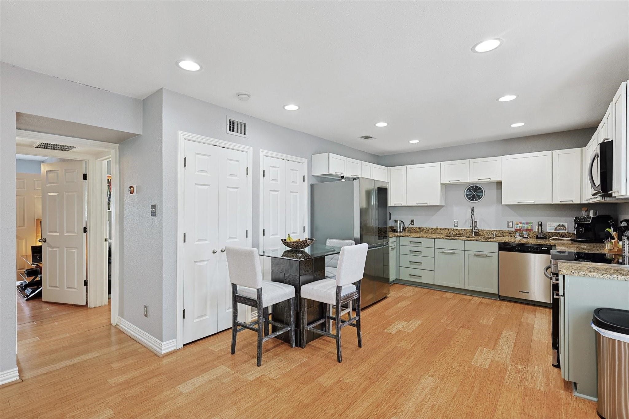 2722 Knight Street 232A