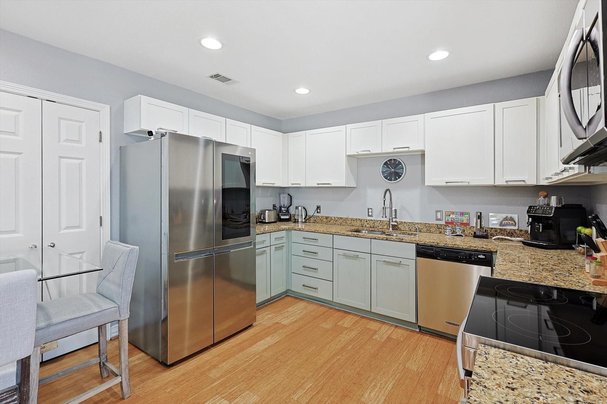 2722 Knight Street 232A