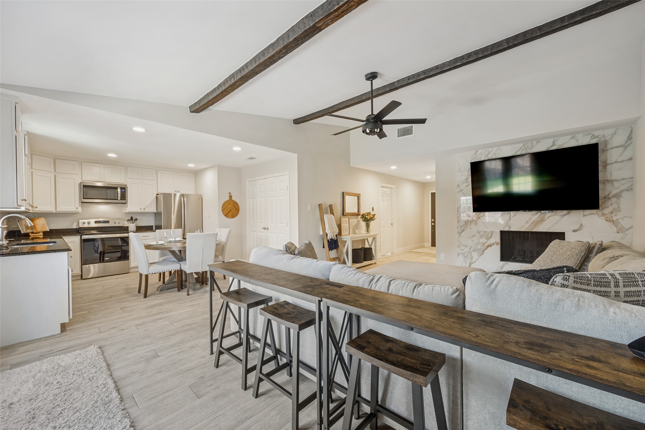 1447 Vanderbilt Drive