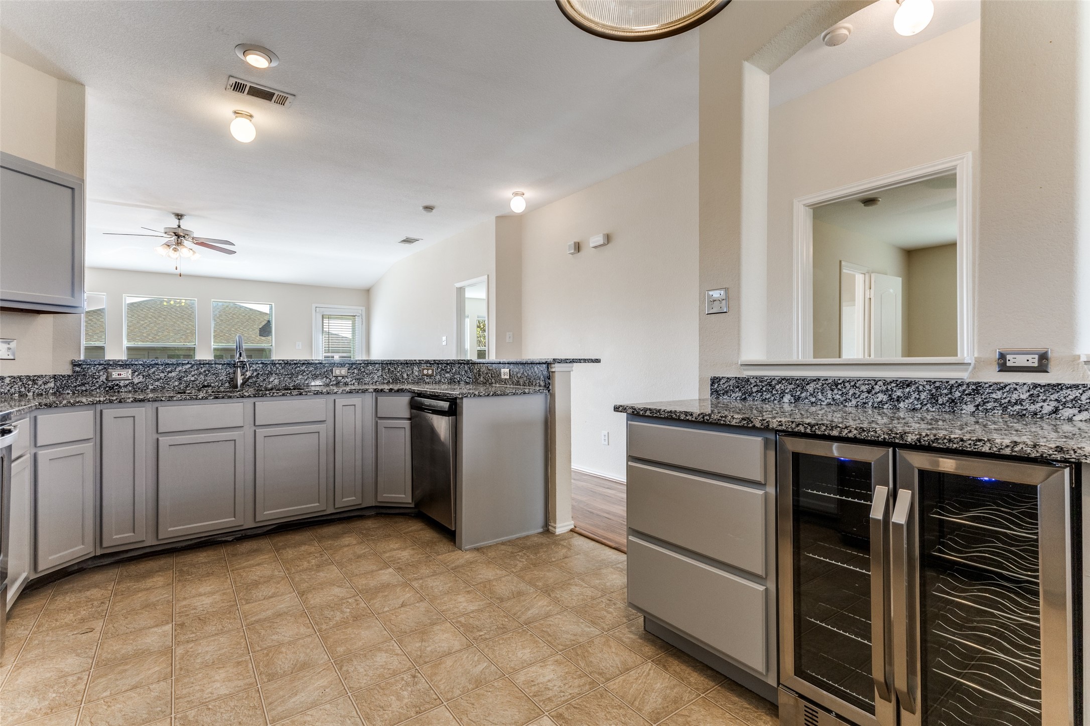725 Redwing Drive