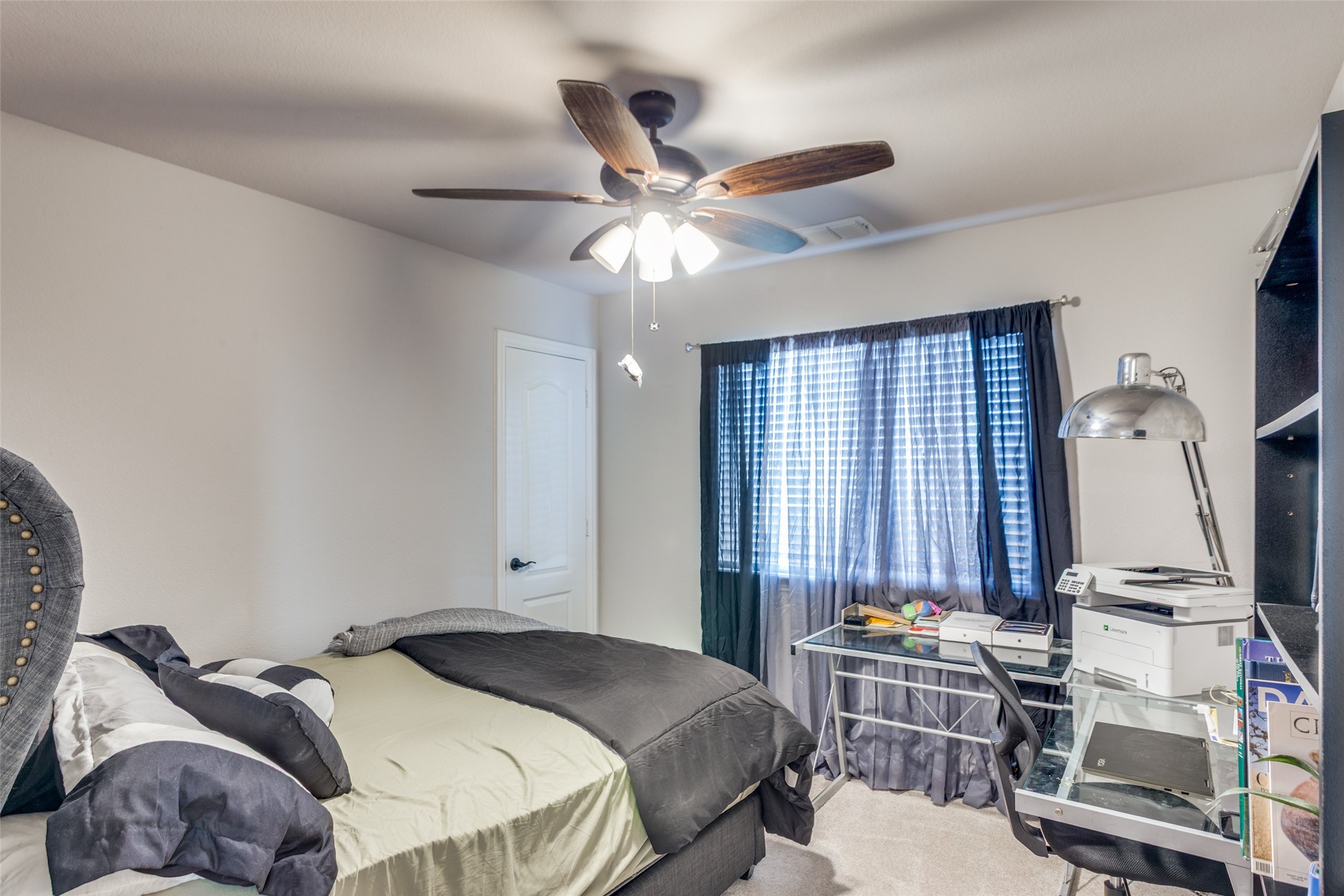 8228 Manx Point