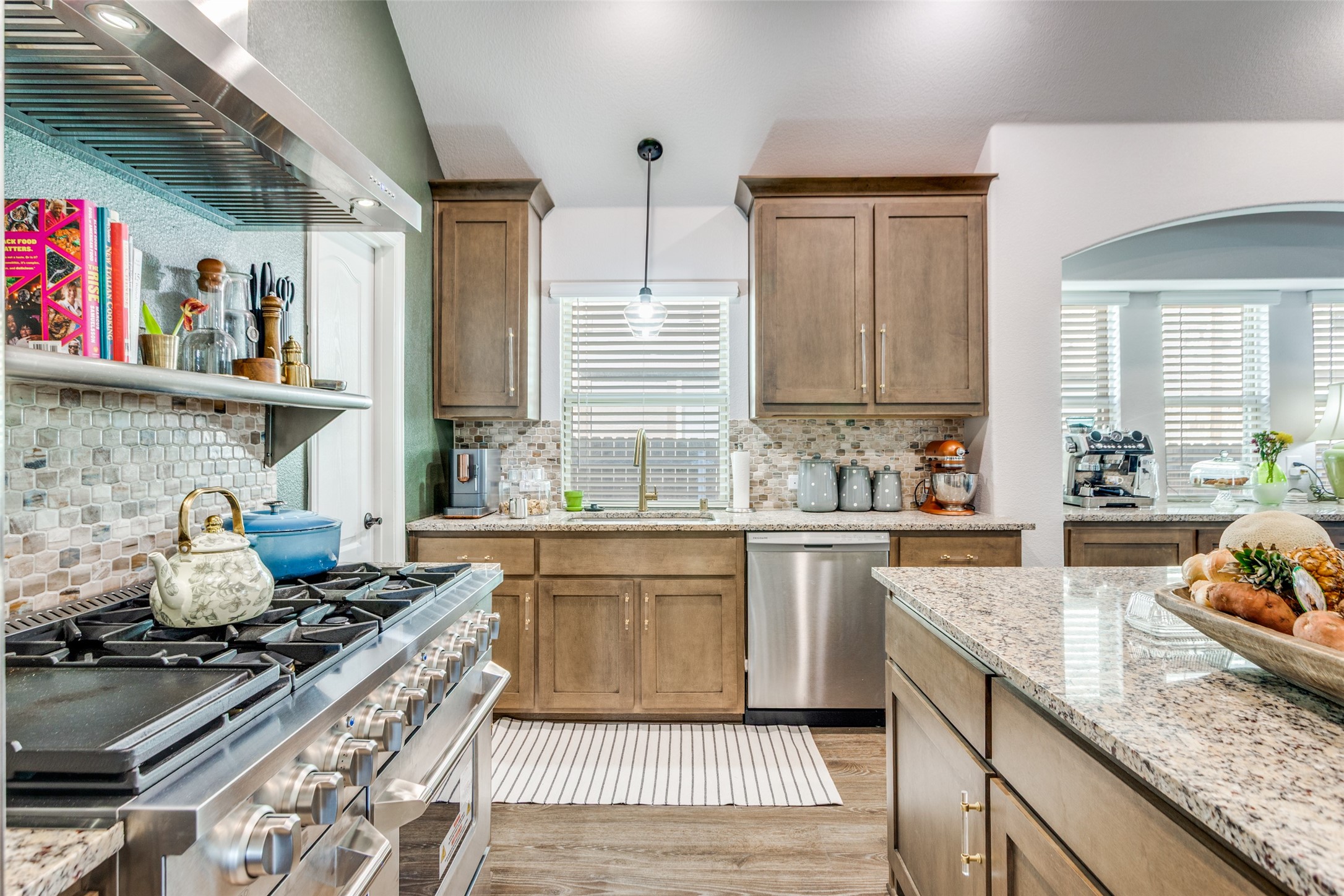 8228 Manx Point