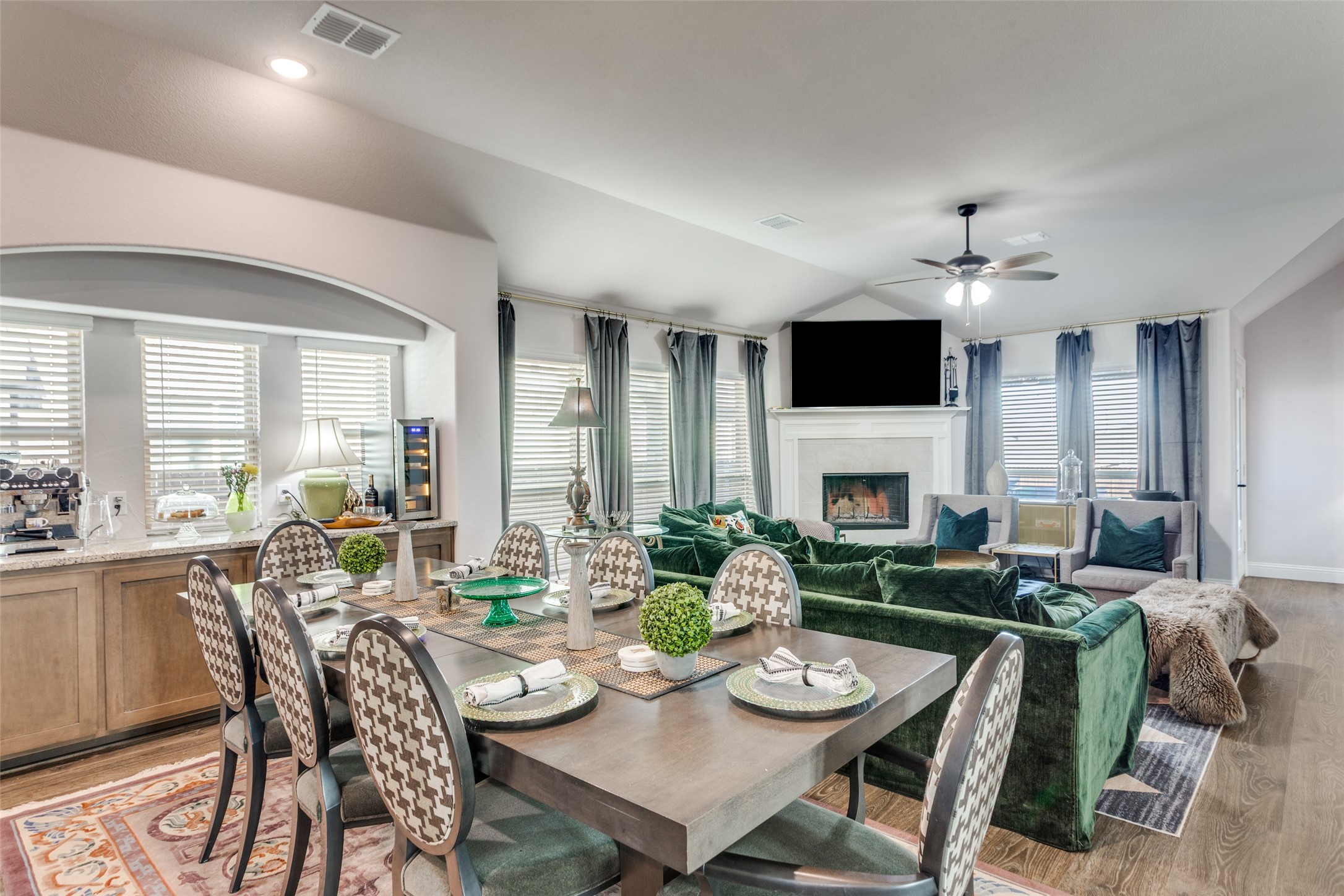 8228 Manx Point