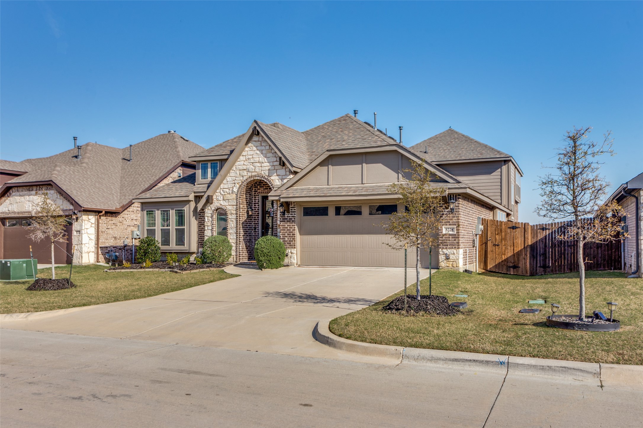8228 Manx Point