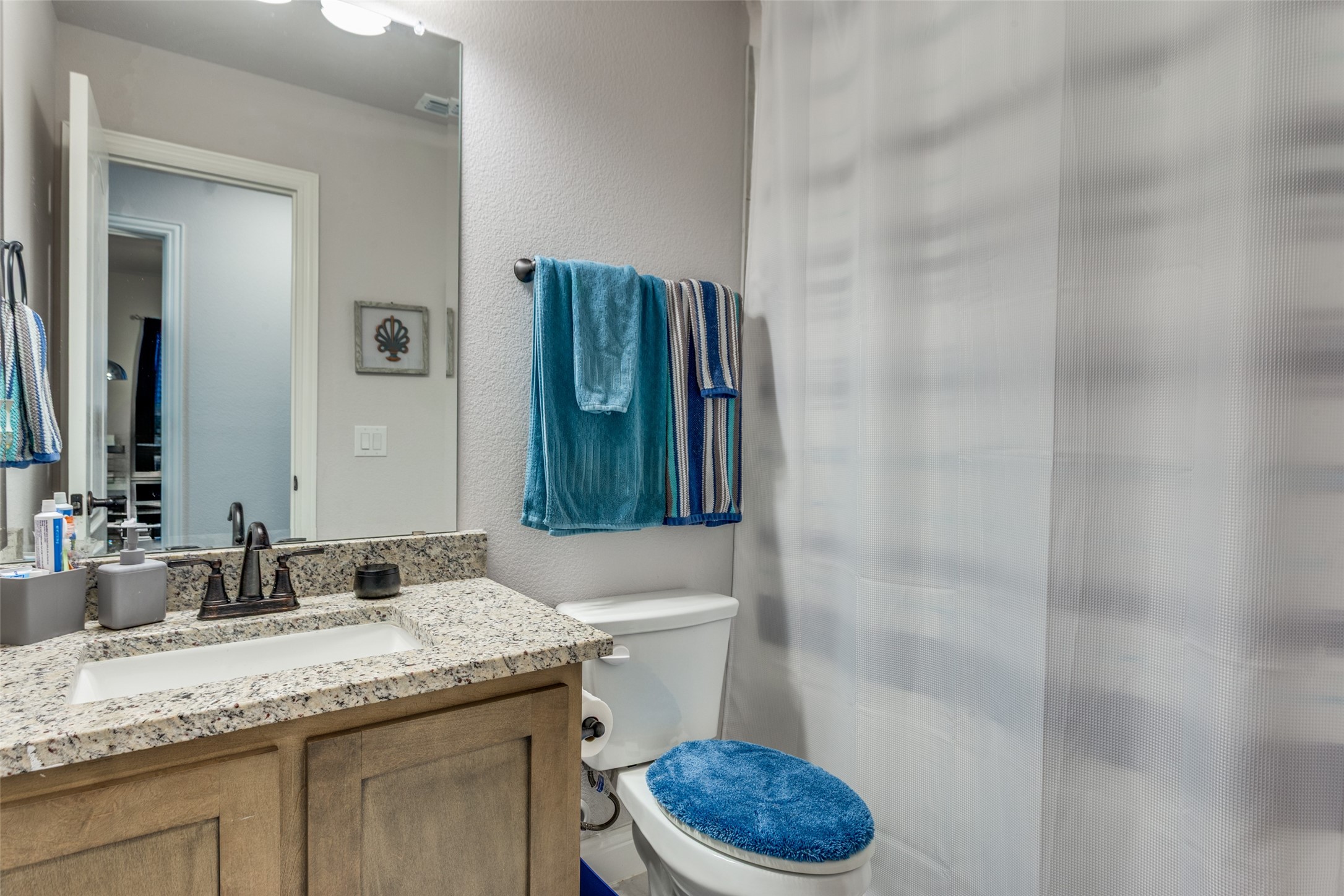 8228 Manx Point