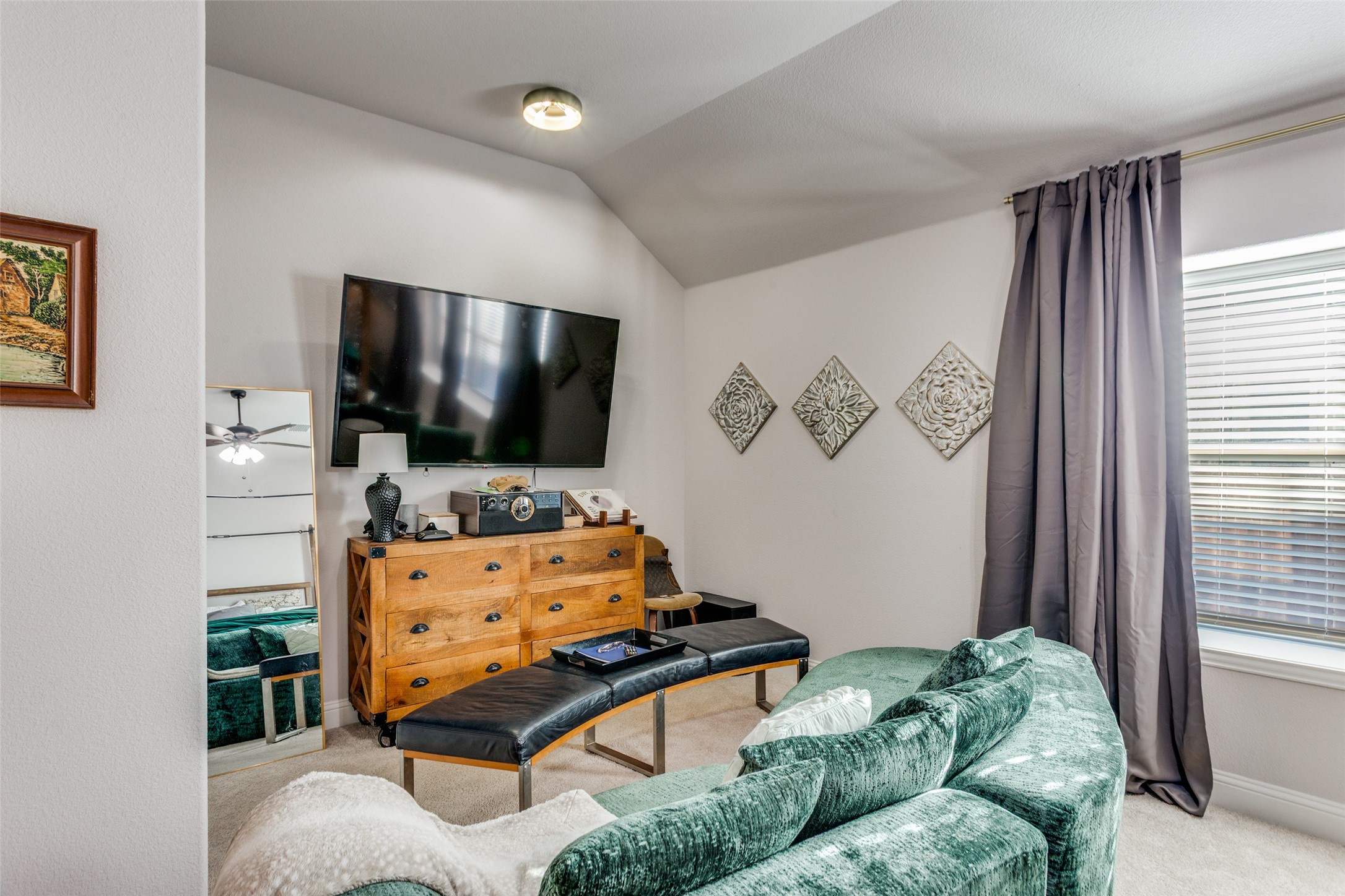 8228 Manx Point