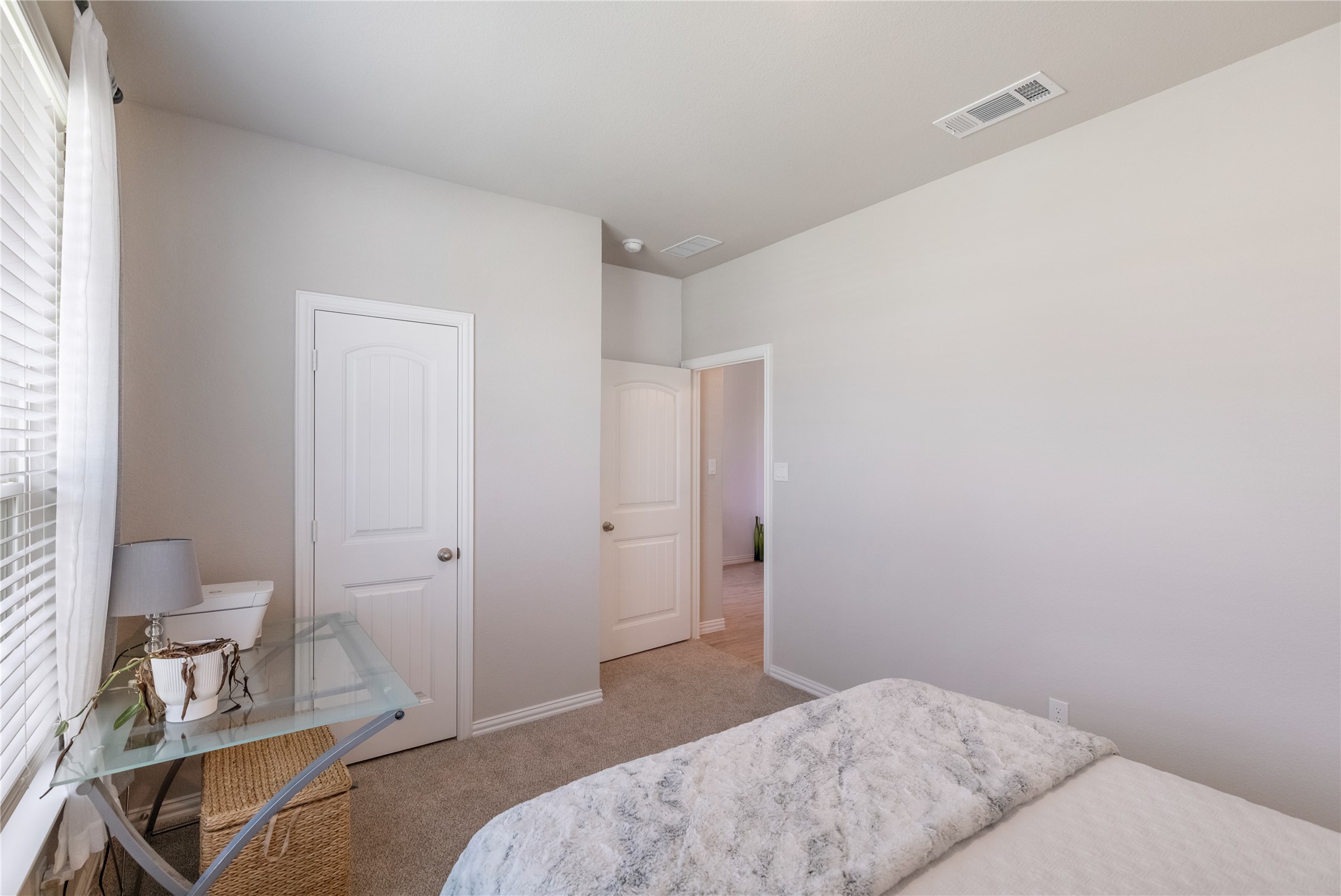 1412 Whitetail Lane