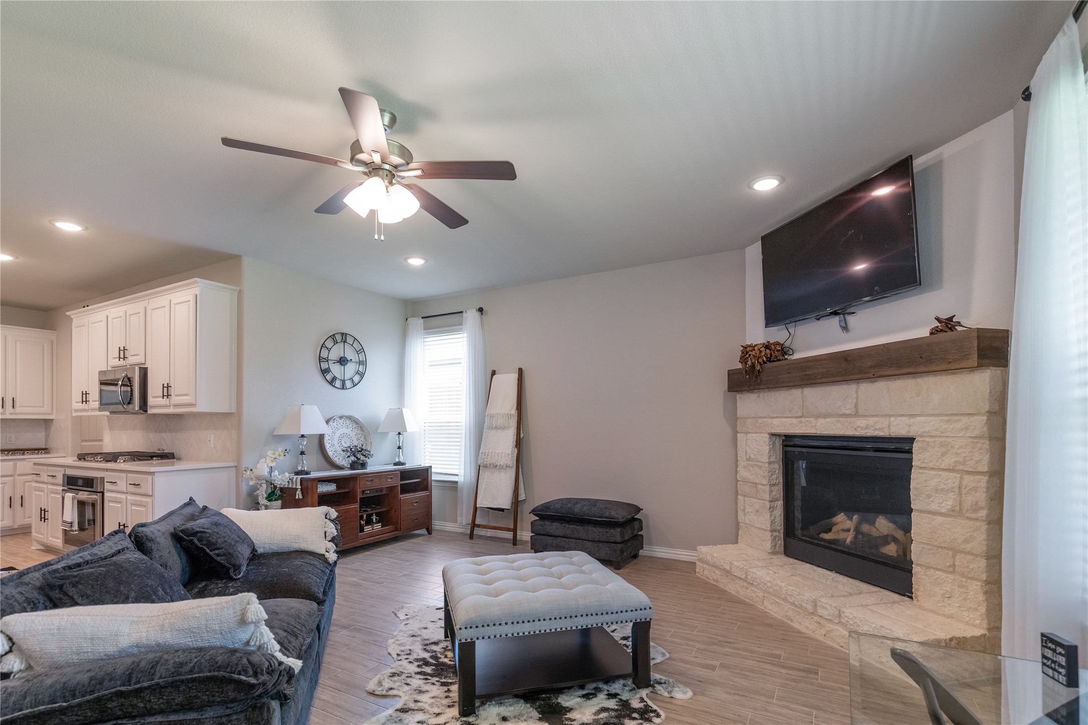 1412 Whitetail Lane