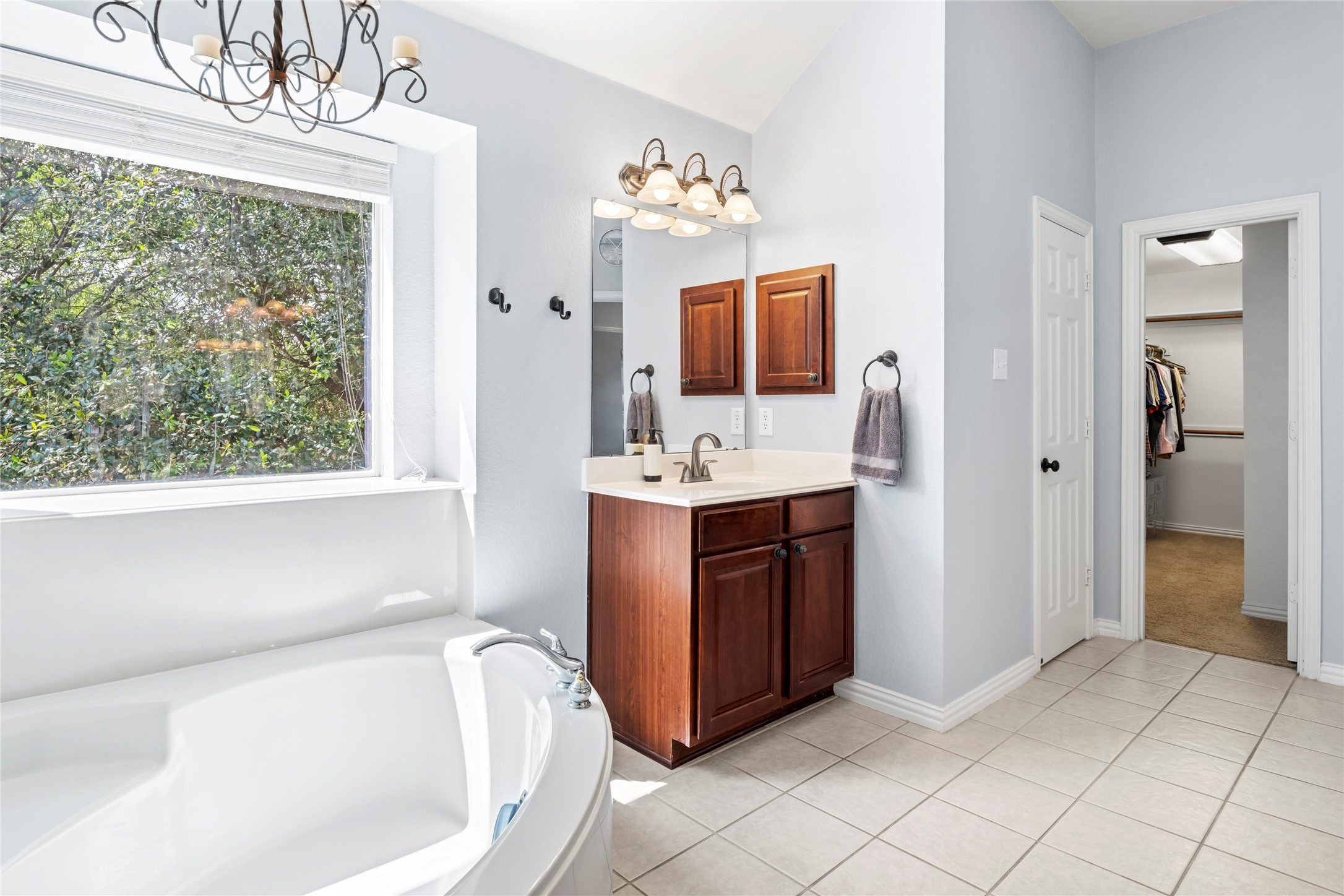 1308 Mccoy Court