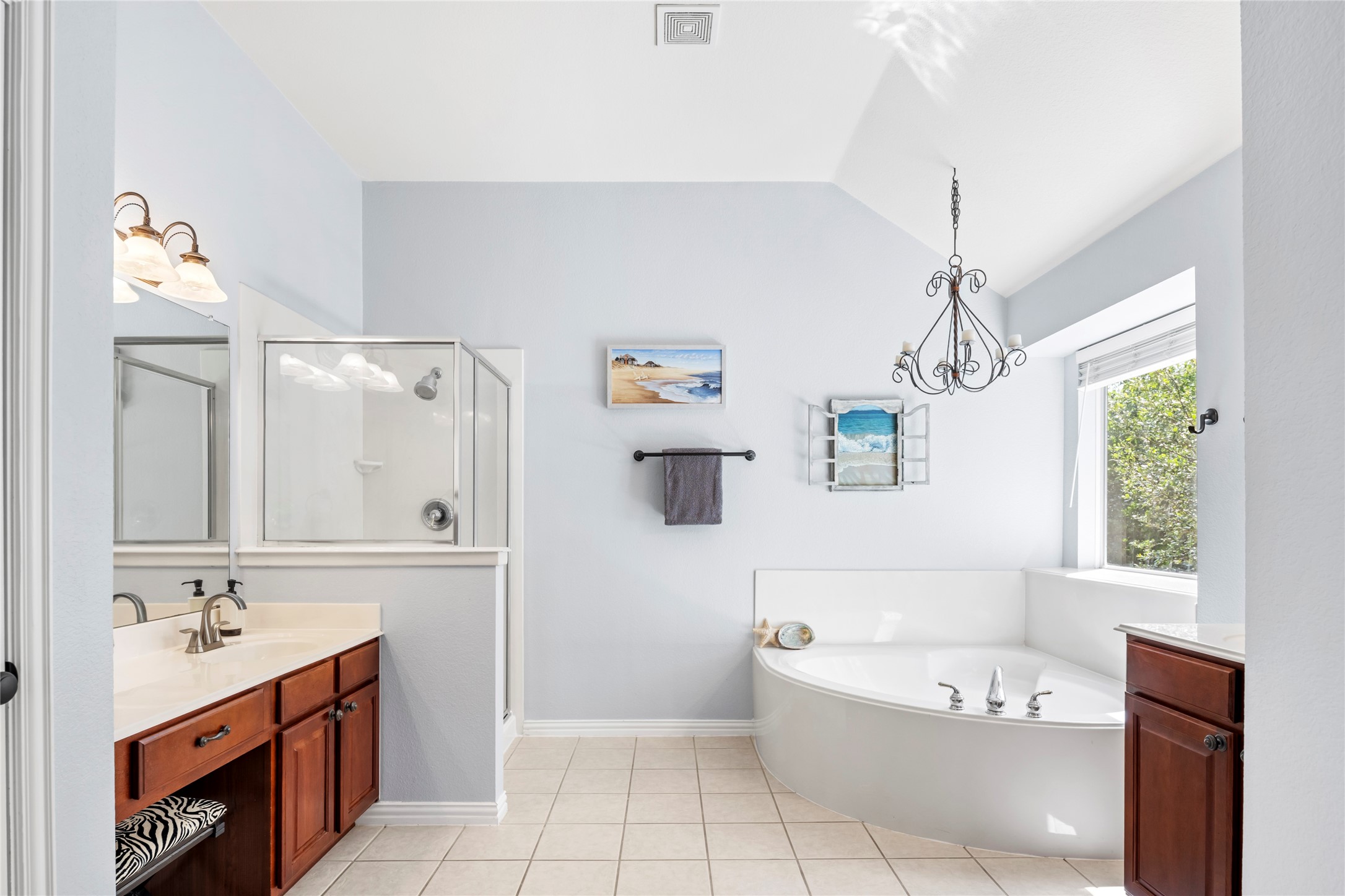 1308 Mccoy Court