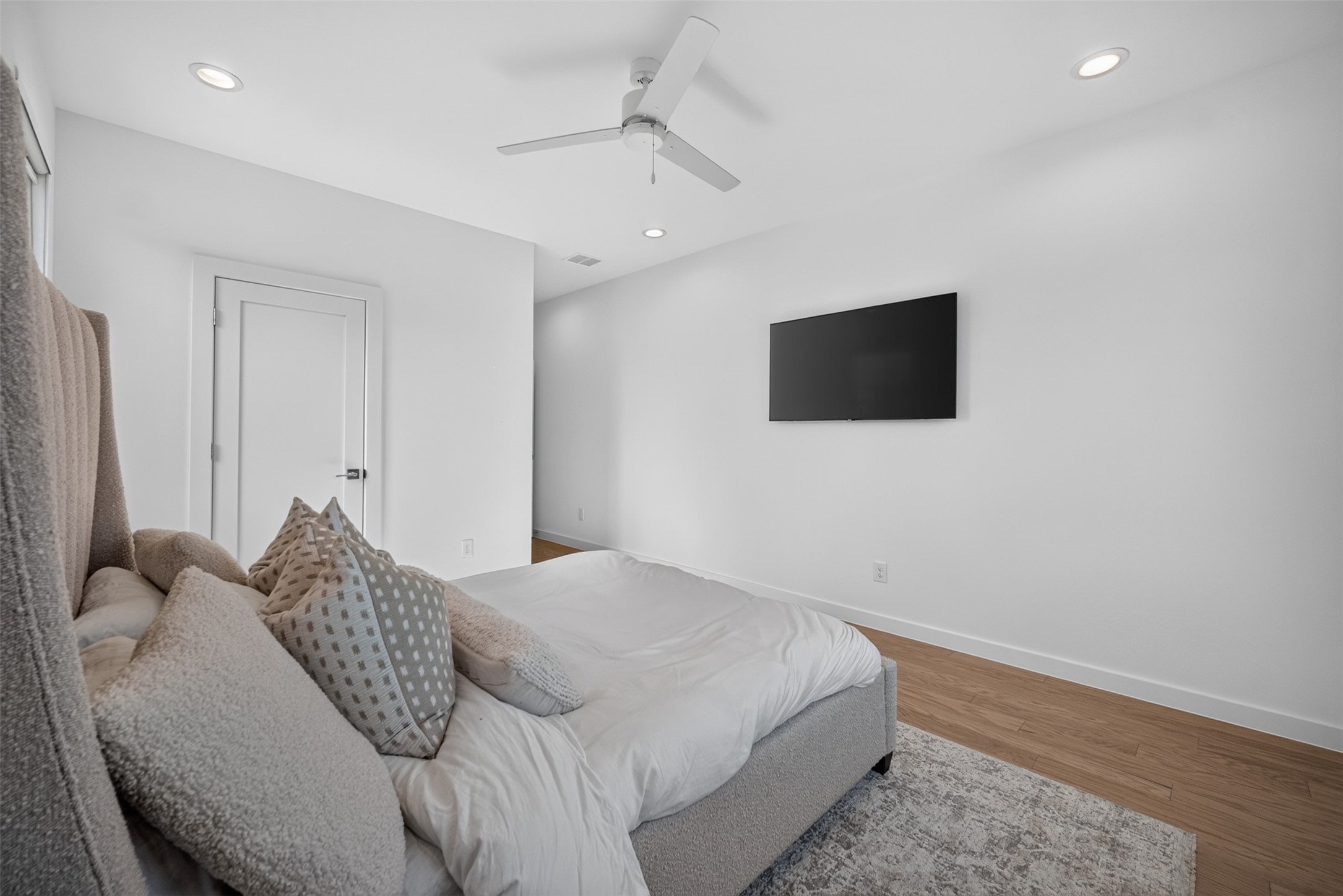 3872 Cortez Drive