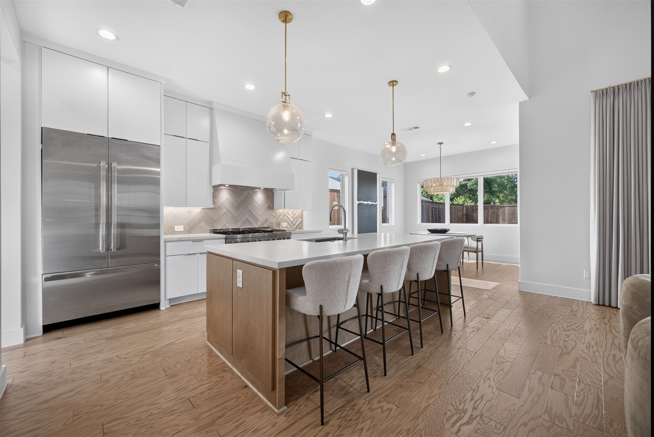 3872 Cortez Drive