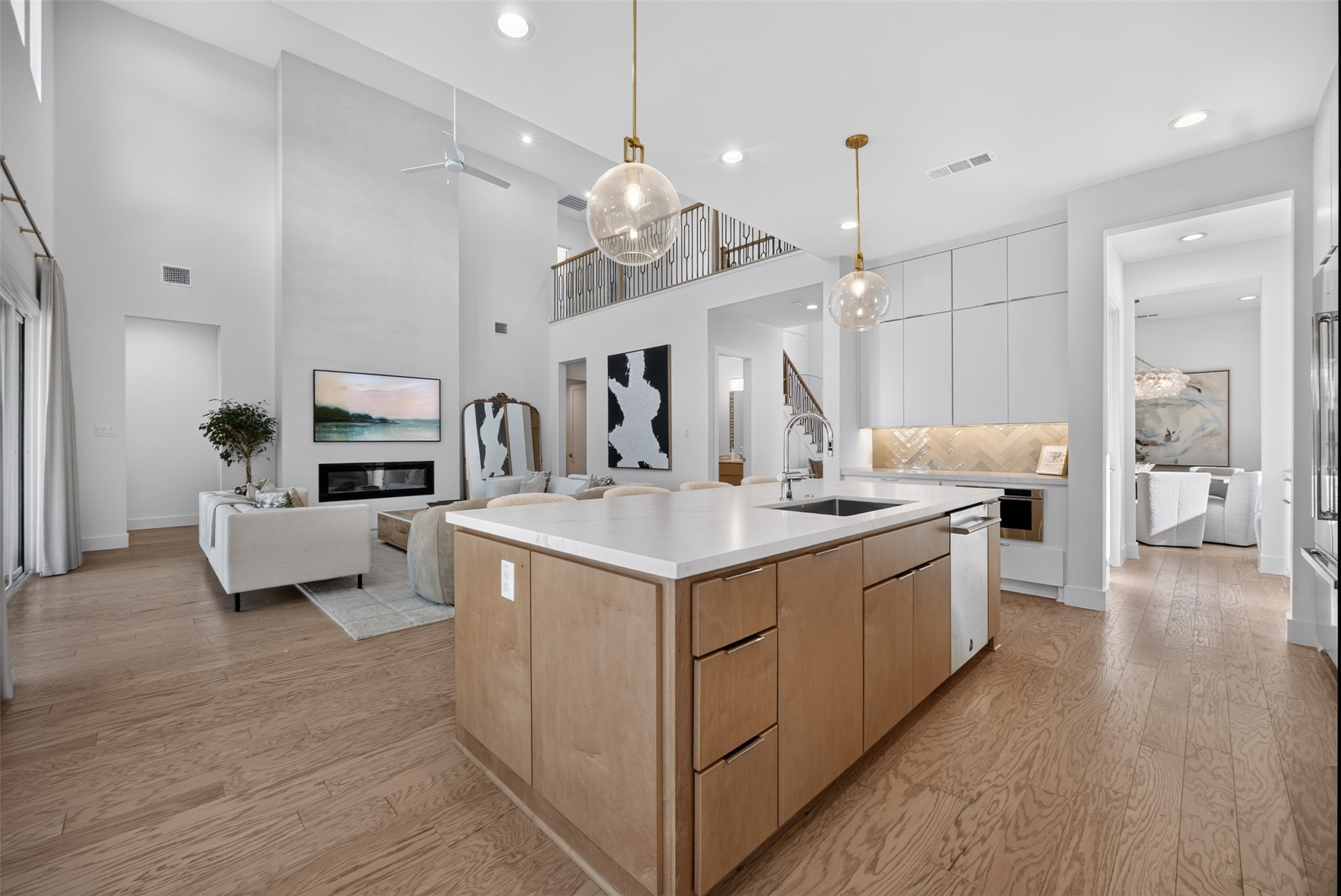 3872 Cortez Drive