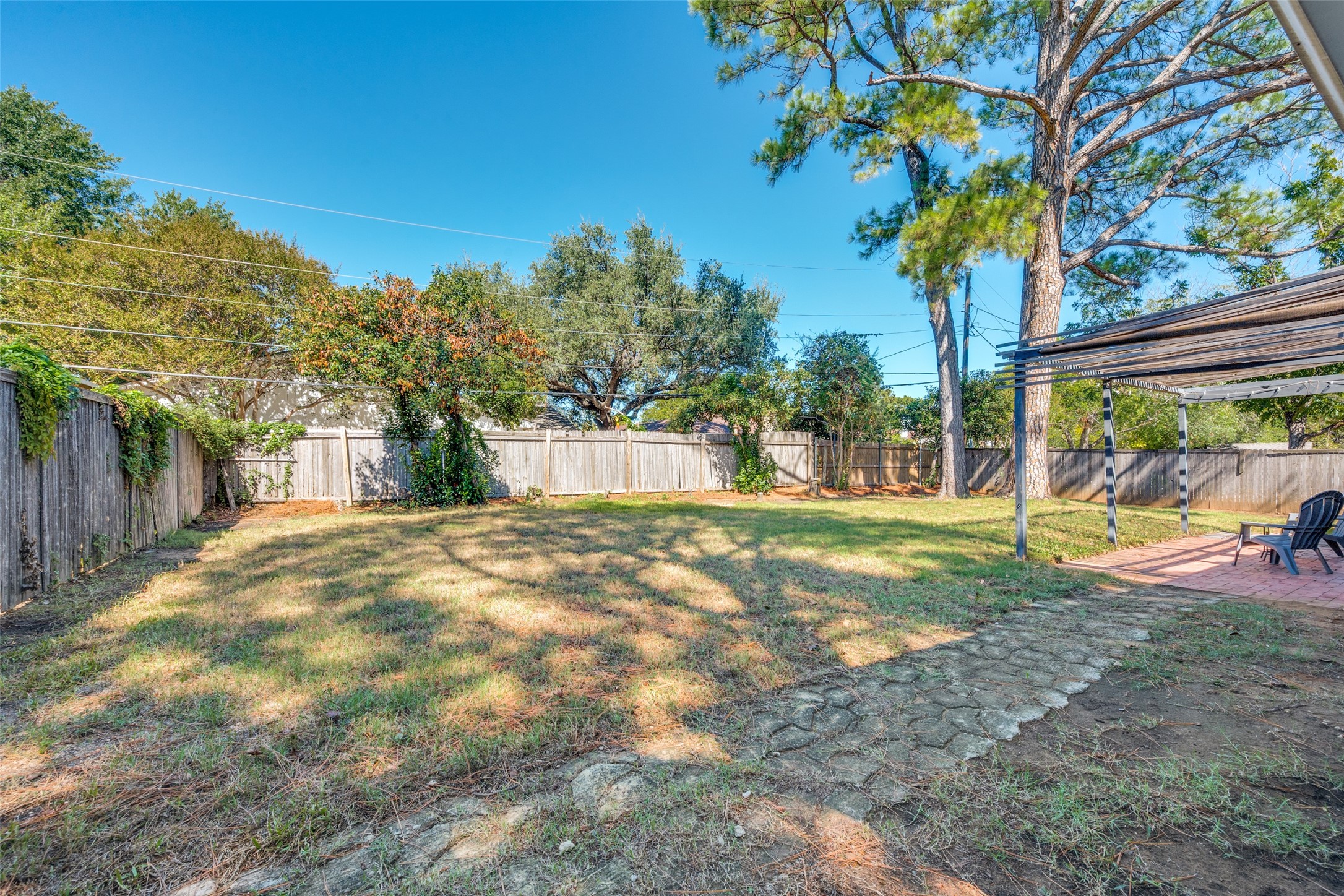 820 Overhill Drive