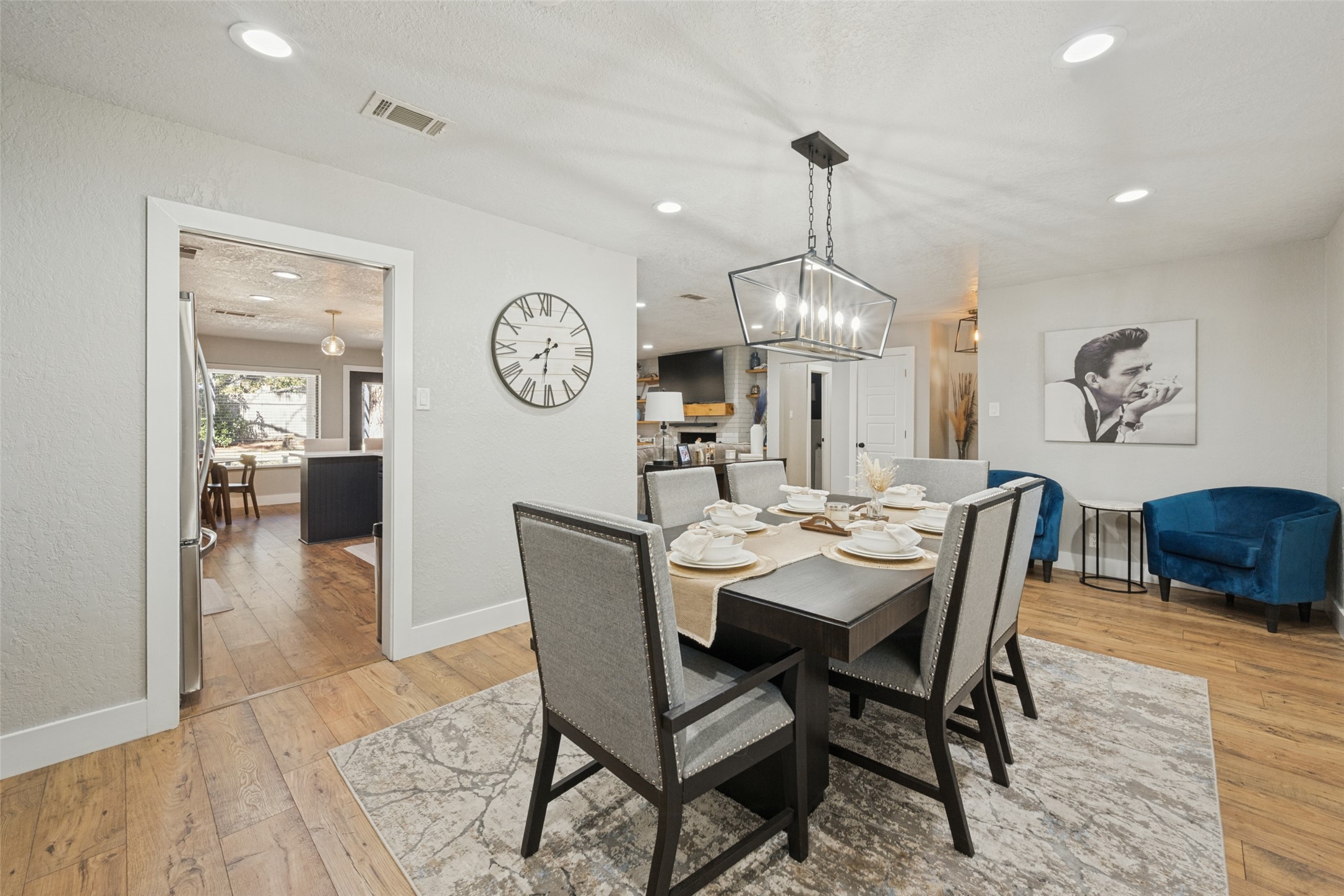 820 Overhill Drive