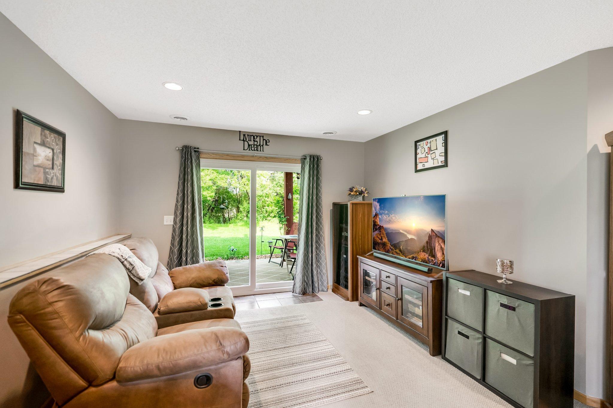 13104 Vintage Street NW