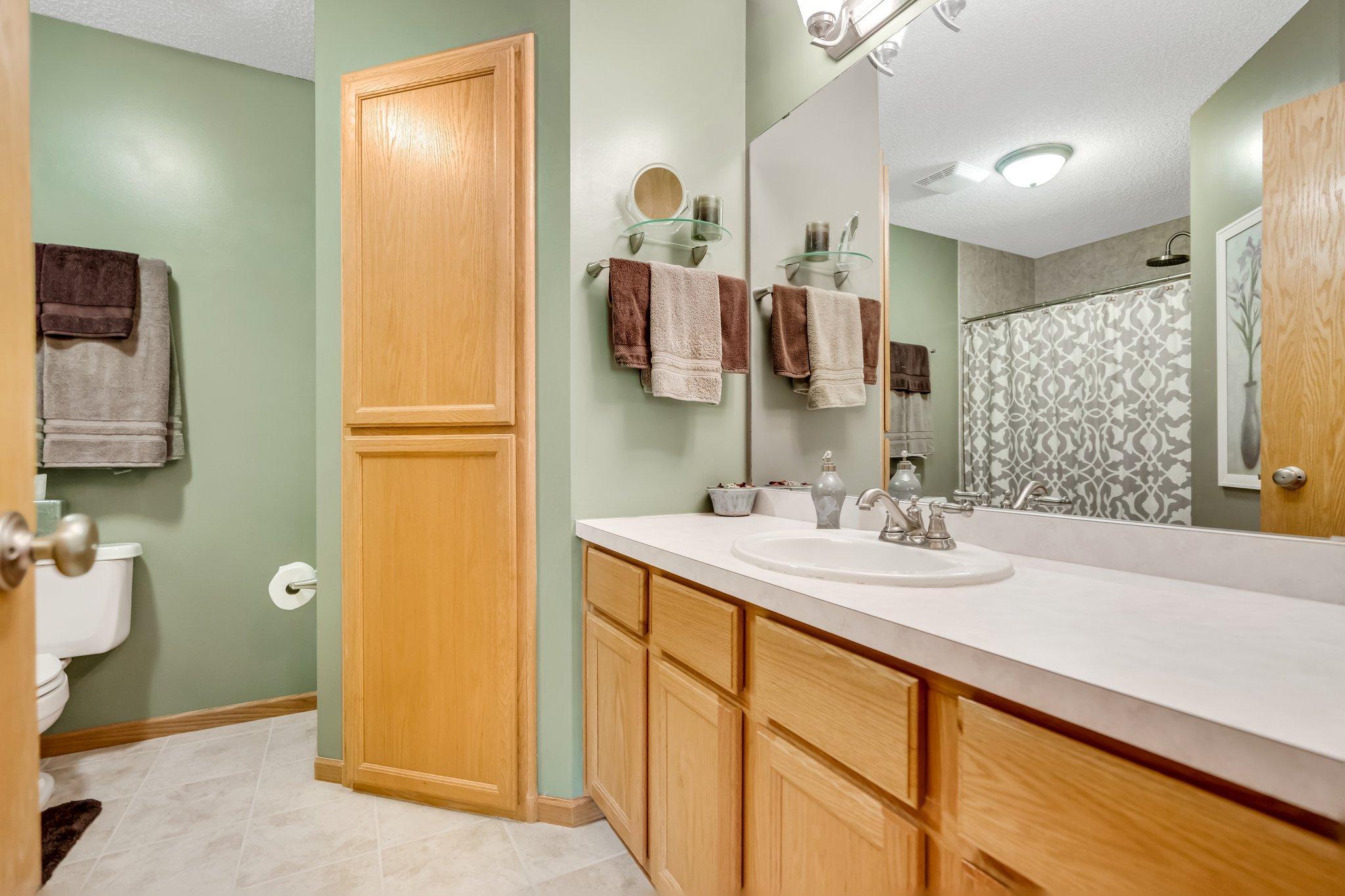 13104 Vintage Street NW
