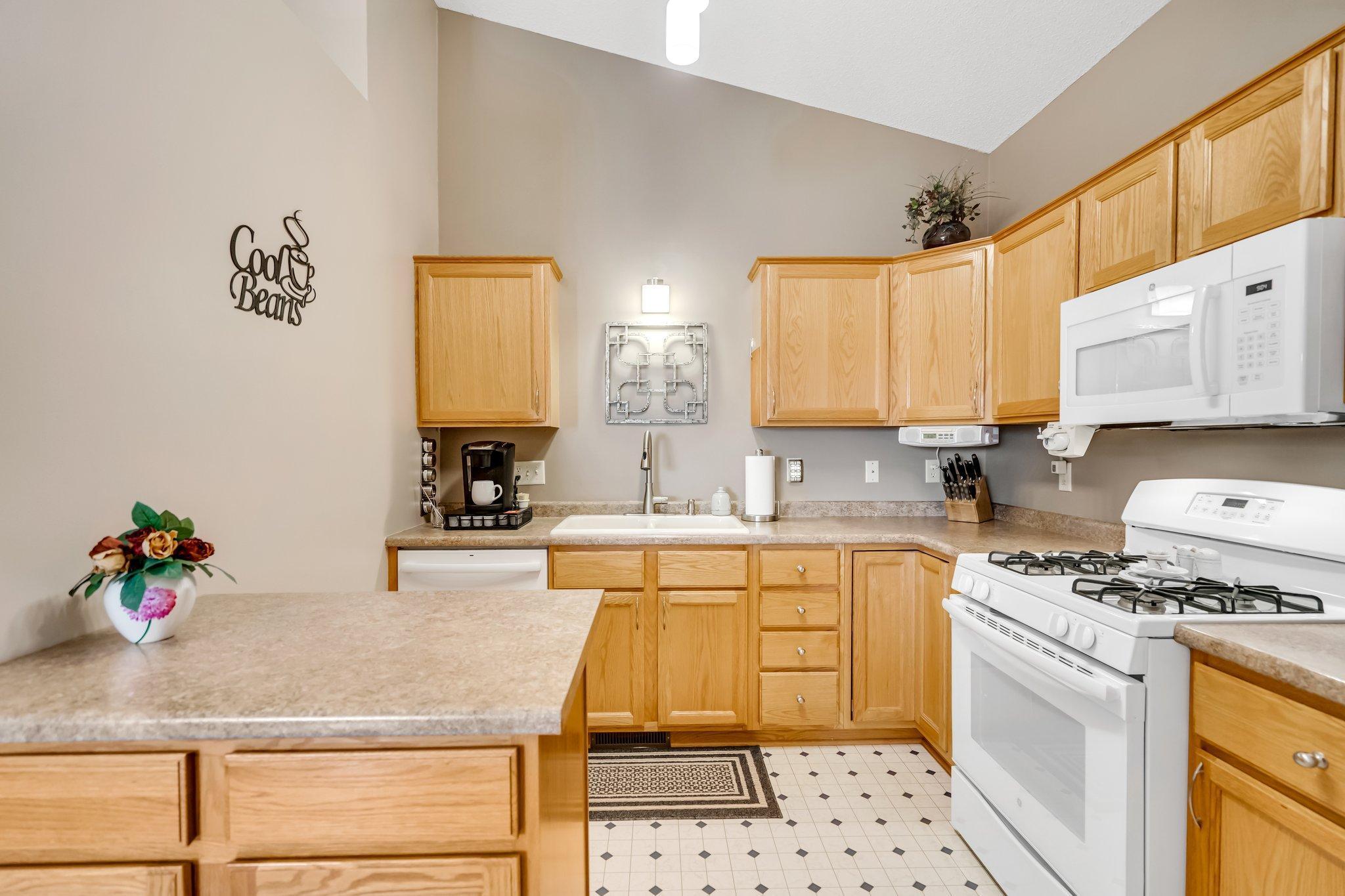 13104 Vintage Street NW