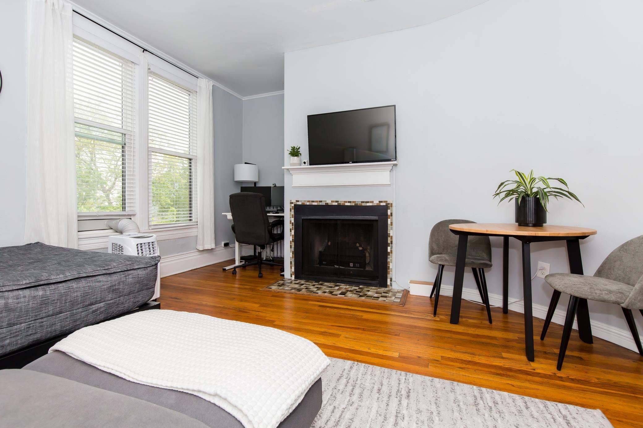 345 Ramsey Street Unit: 345B