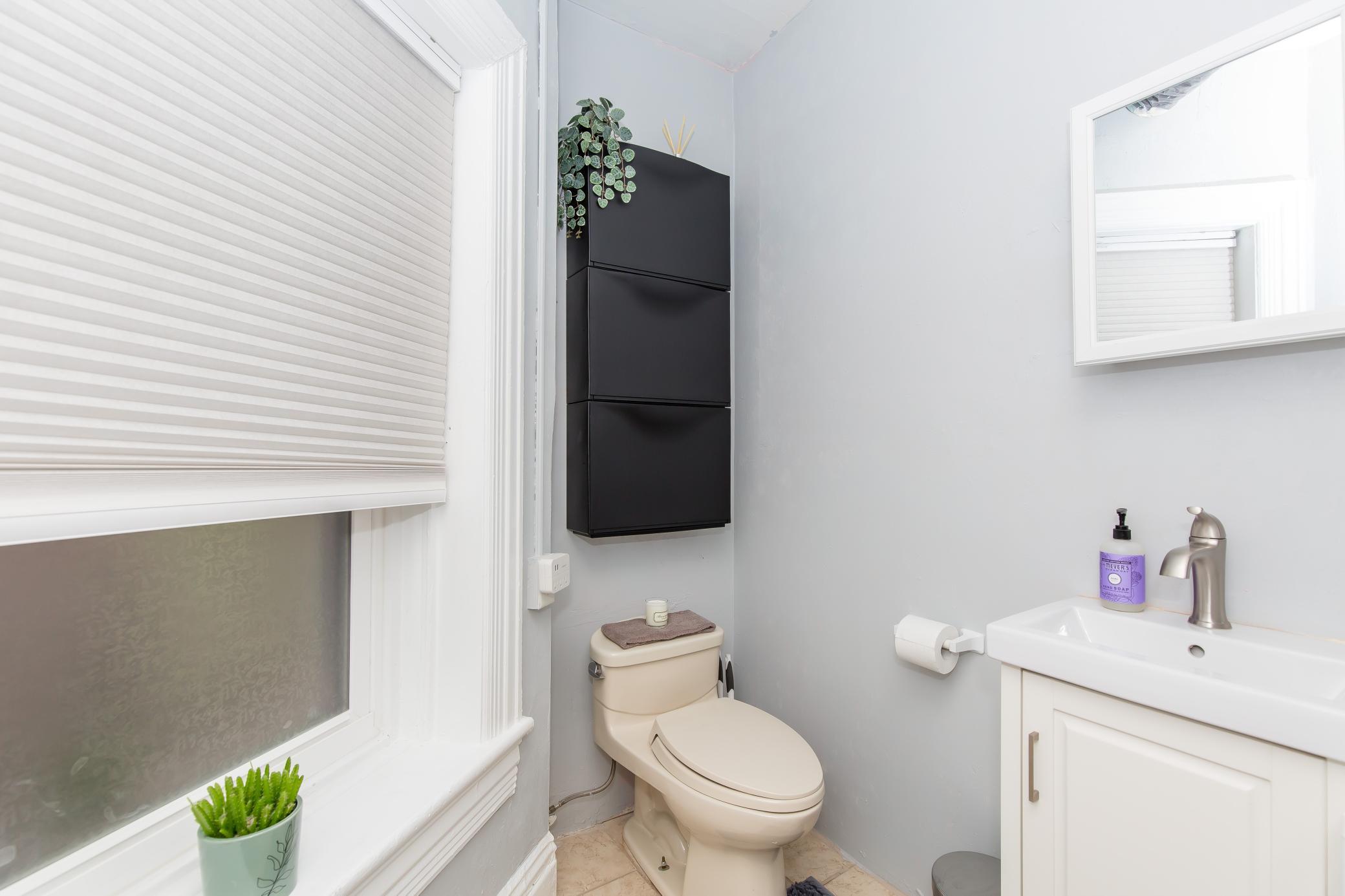 345 Ramsey Street Unit: 345B