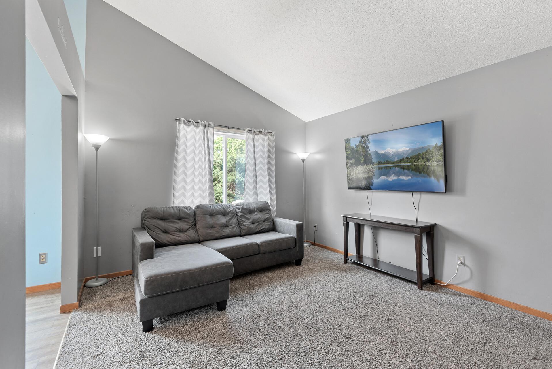 1005 Walnut Street