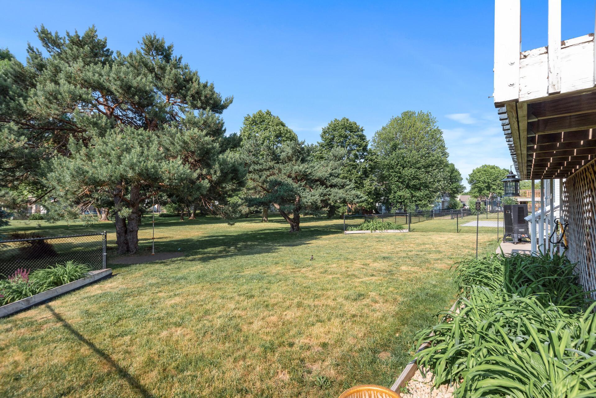 1005 Walnut Street