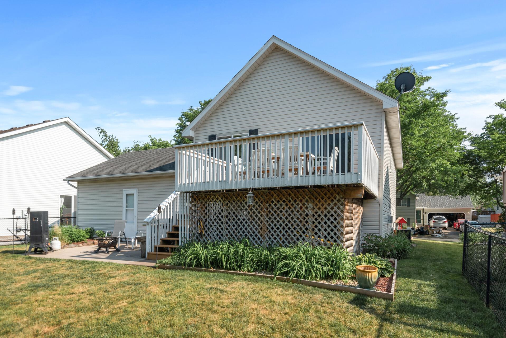 1005 Walnut Street