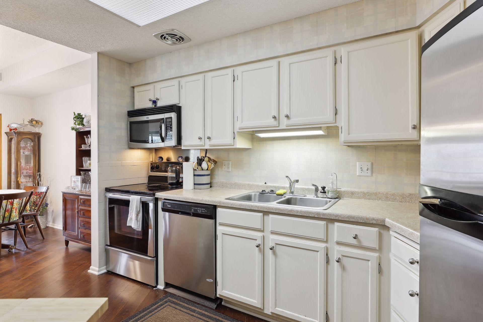 2265 Youngman Avenue Unit: 307E