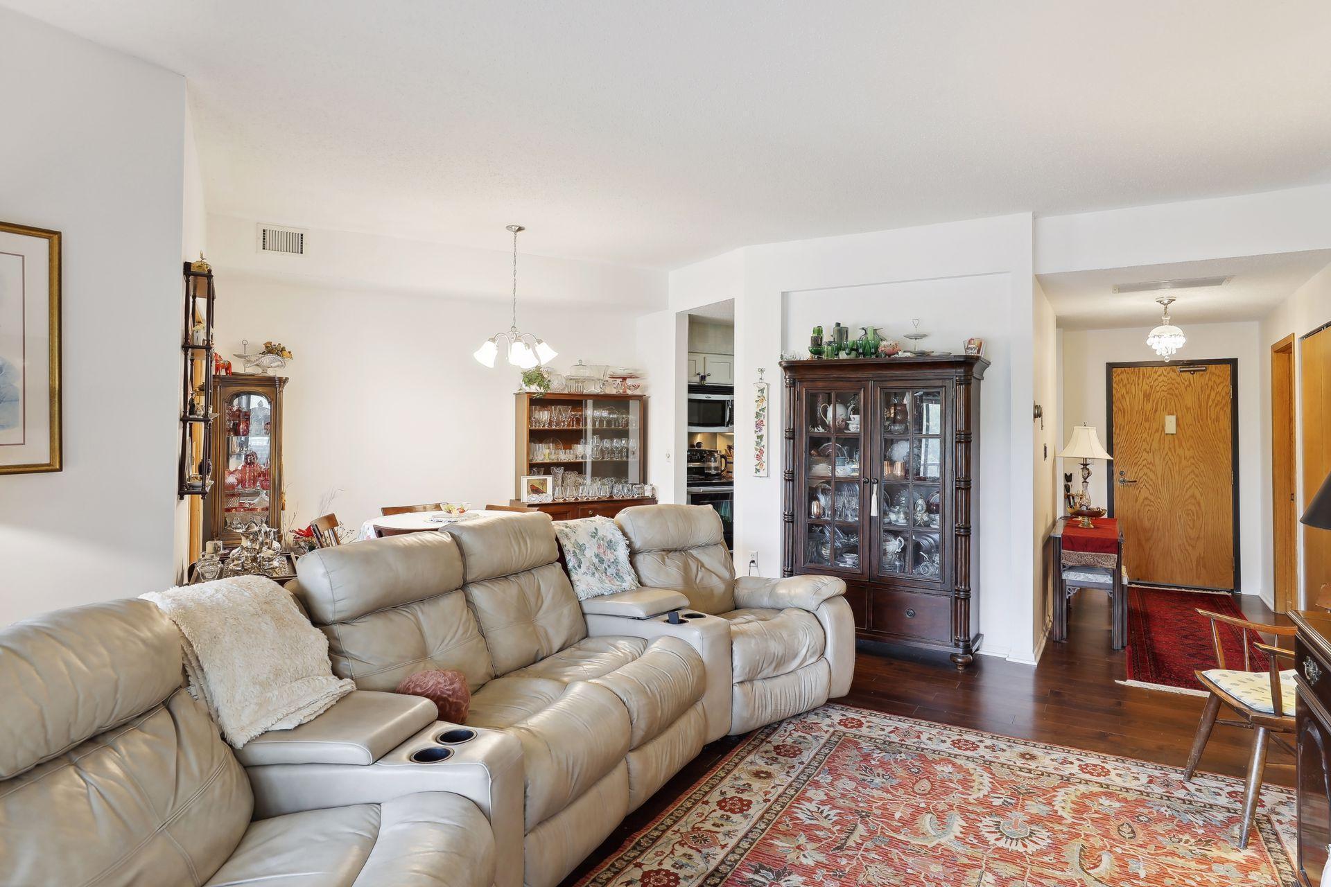 2265 Youngman Avenue Unit: 307E