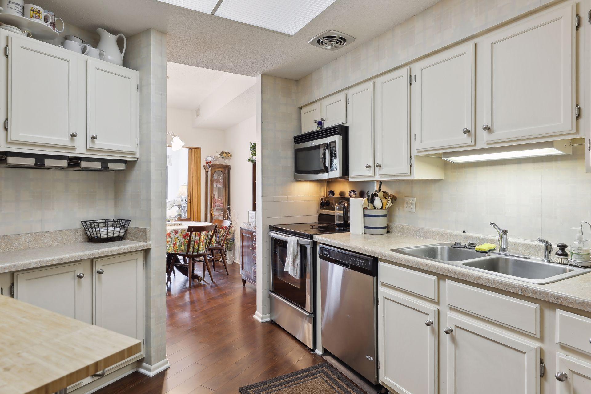 2265 Youngman Avenue Unit: 307E