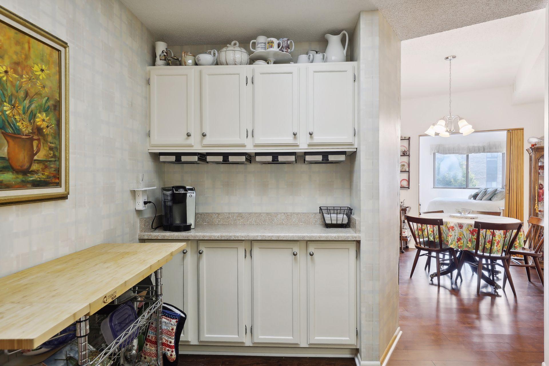 2265 Youngman Avenue Unit: 307E