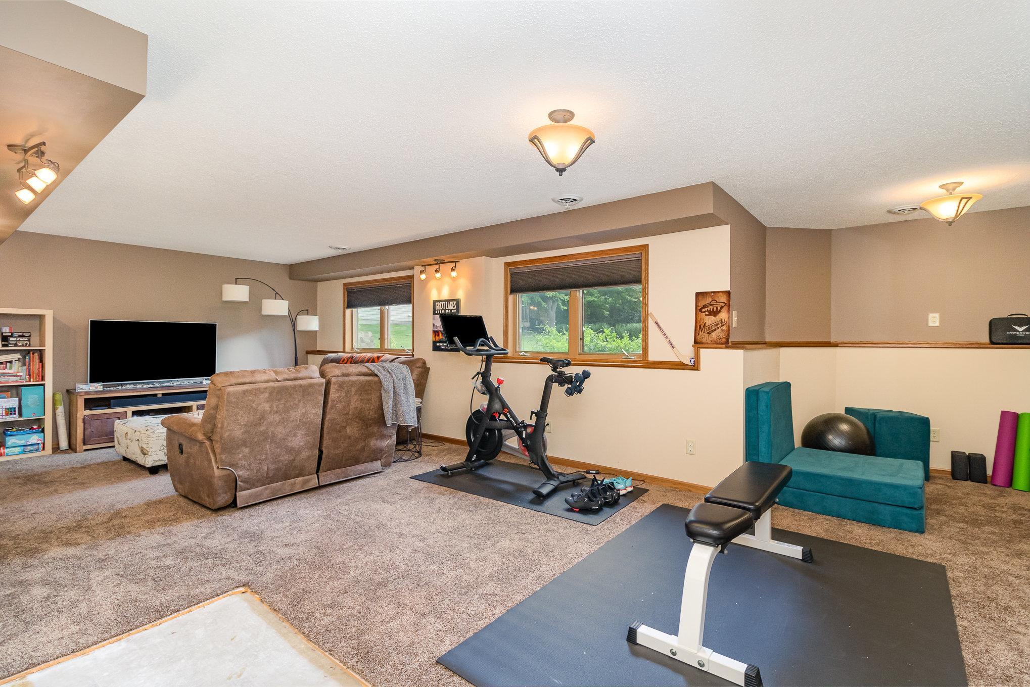 654 Ironwood Circle