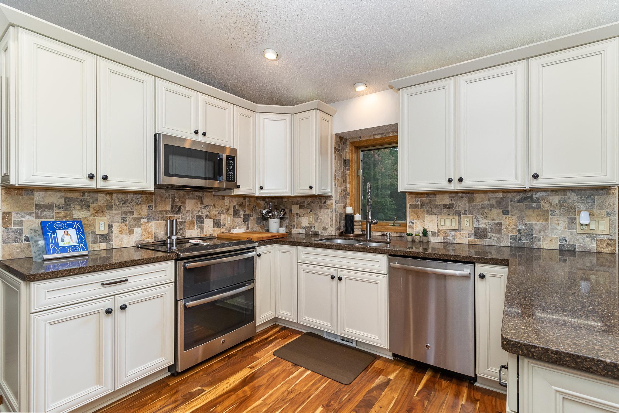 654 Ironwood Circle