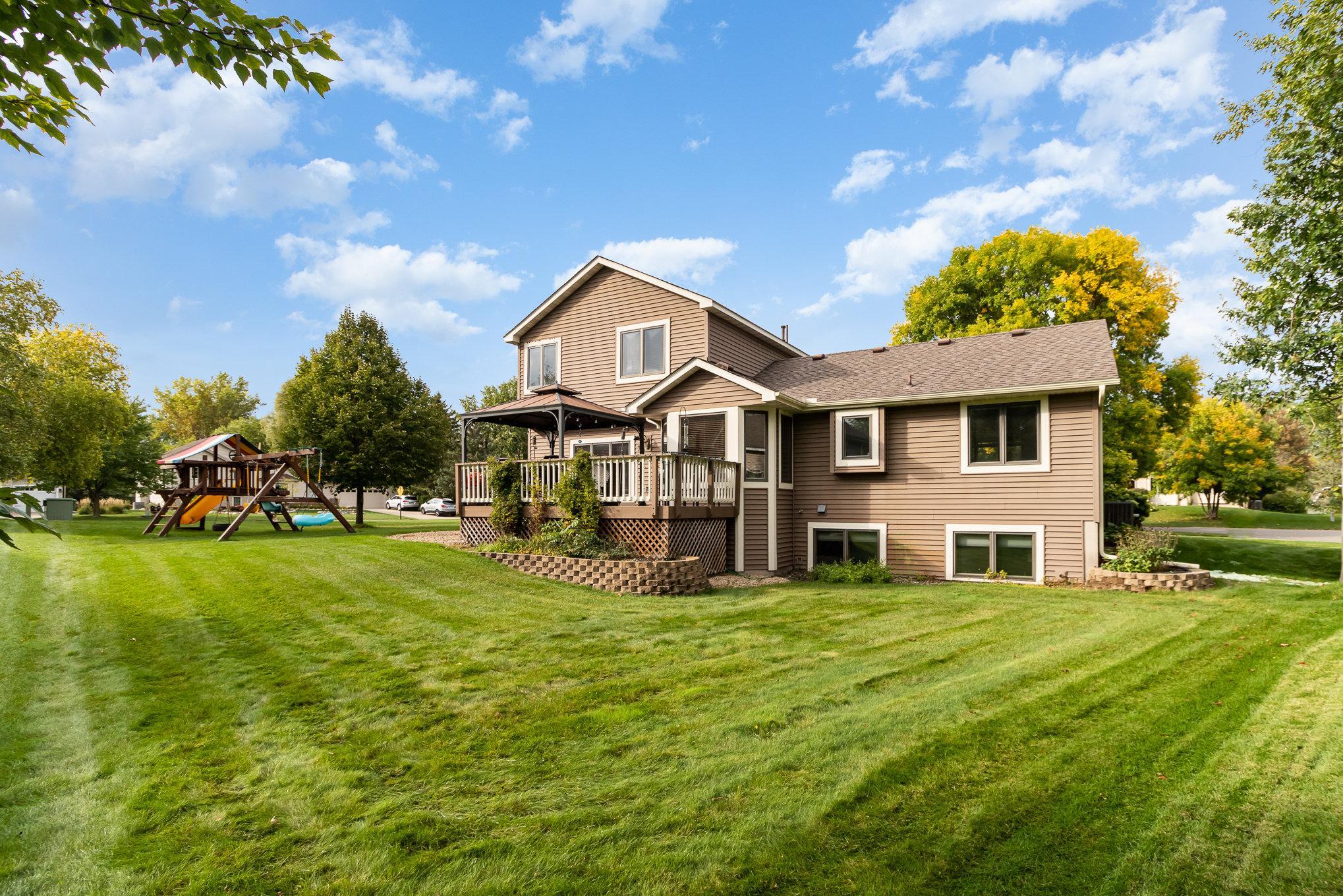 654 Ironwood Circle