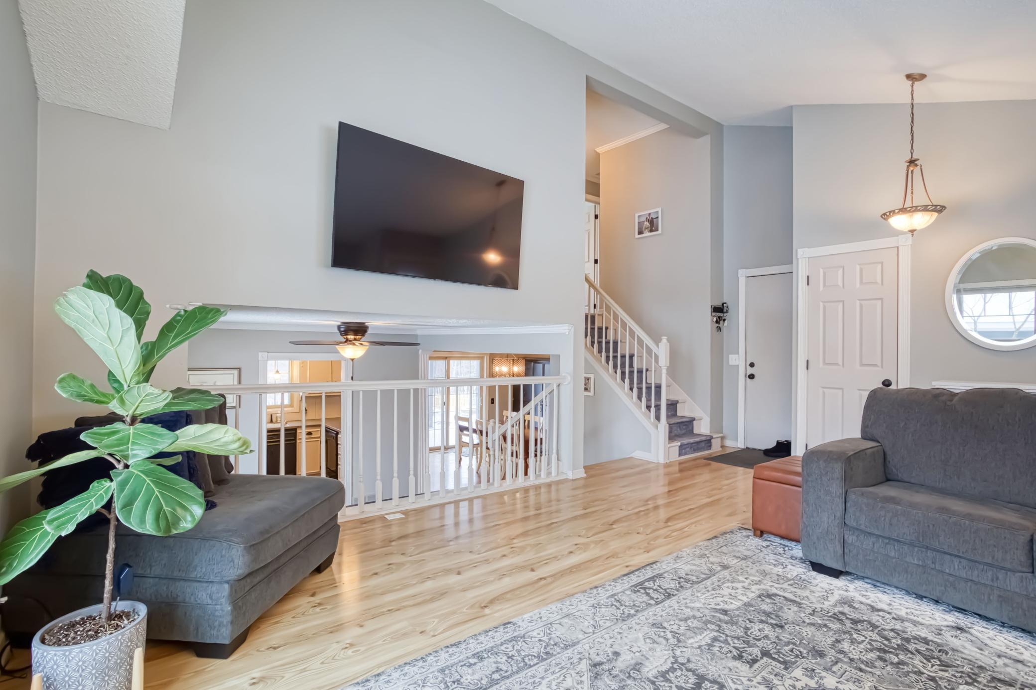 7572 165th Street W