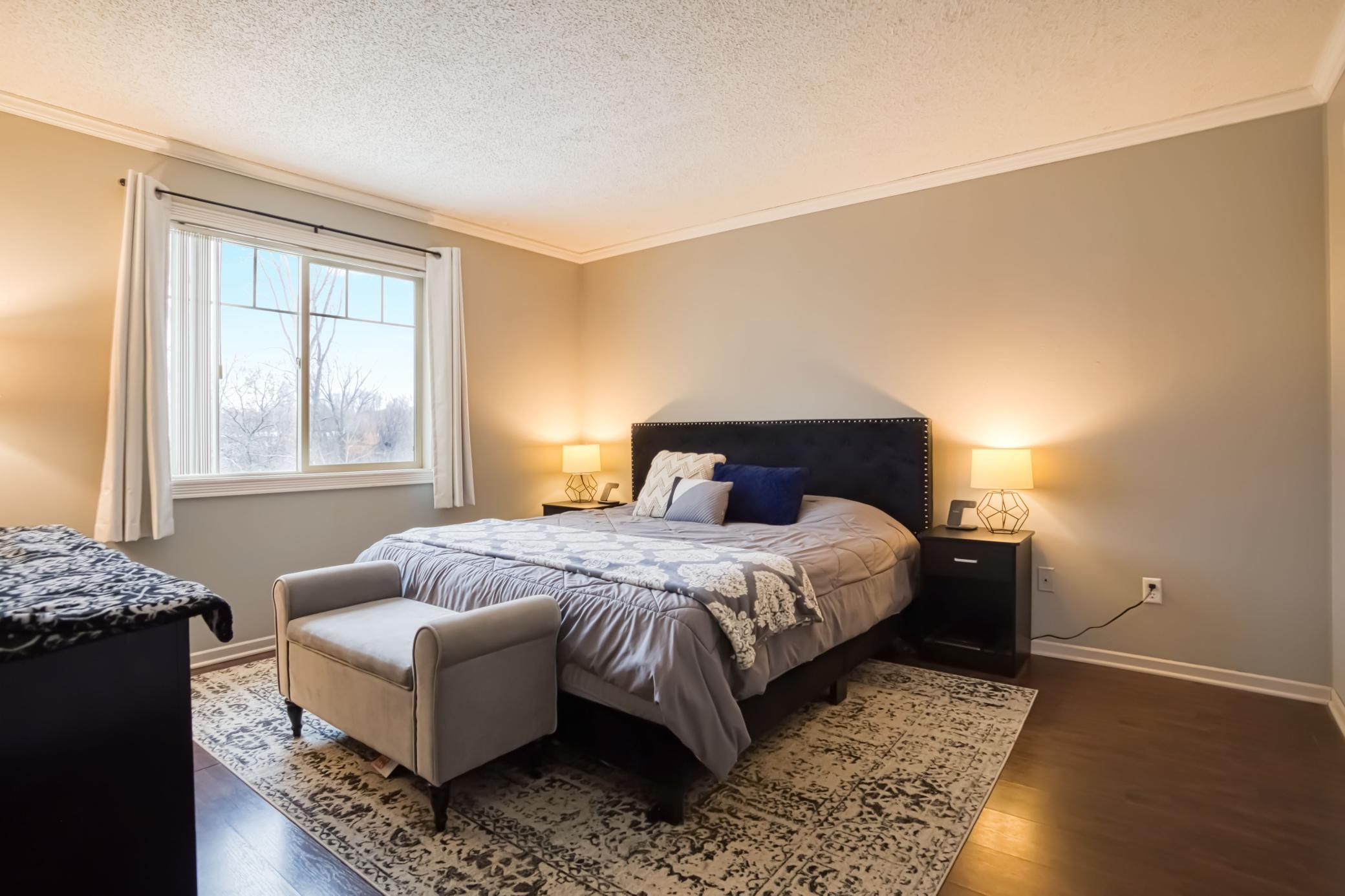 7572 165th Street W