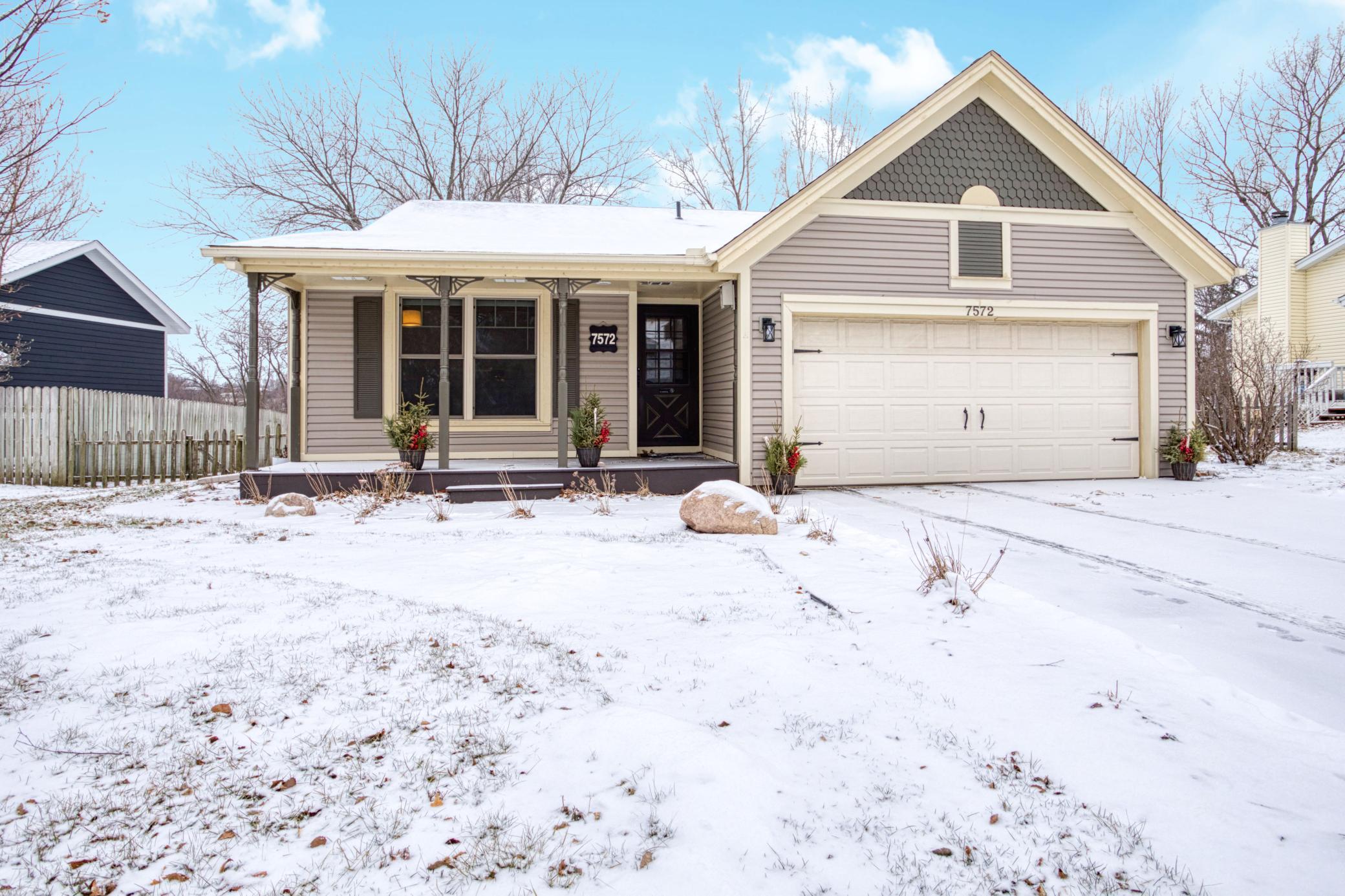 7572 165th Street W