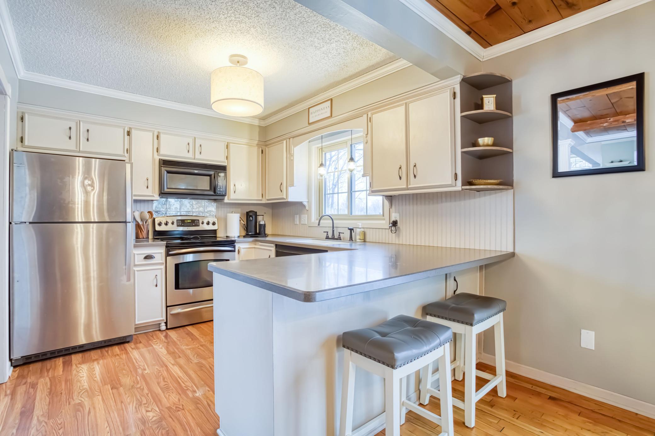 7572 165th Street W
