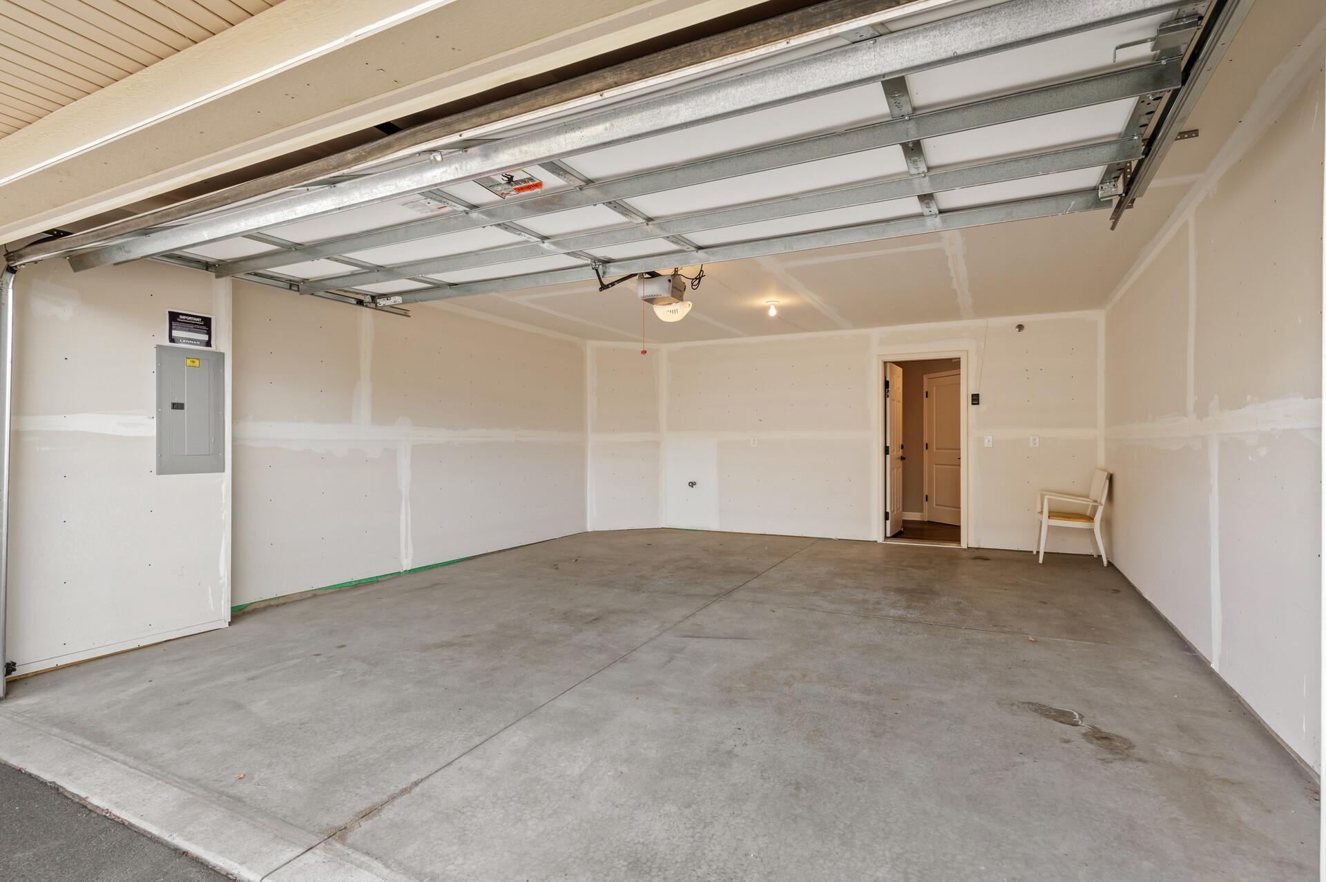 9896 5th Street Lane N