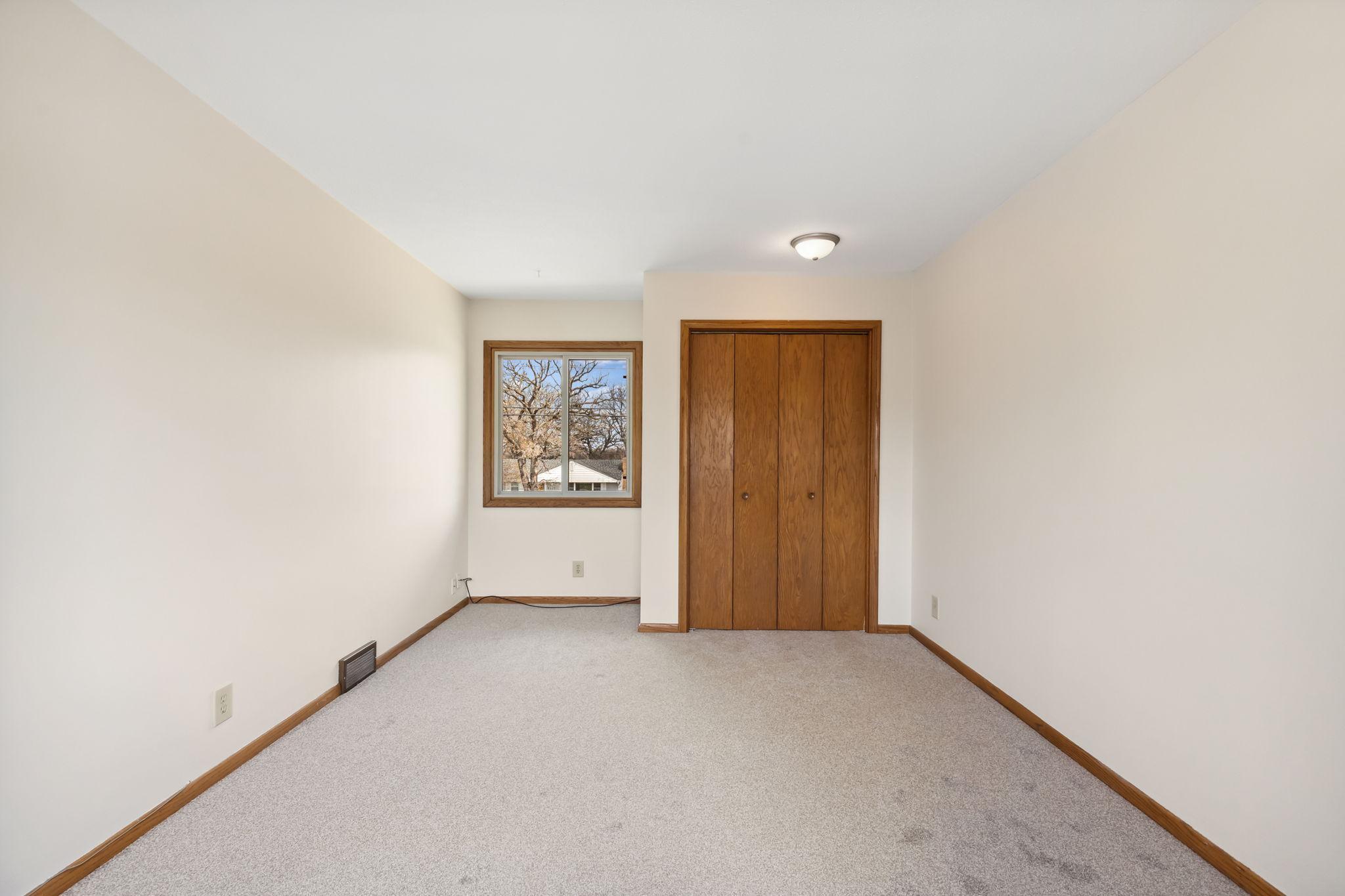 6324 France Avenue S