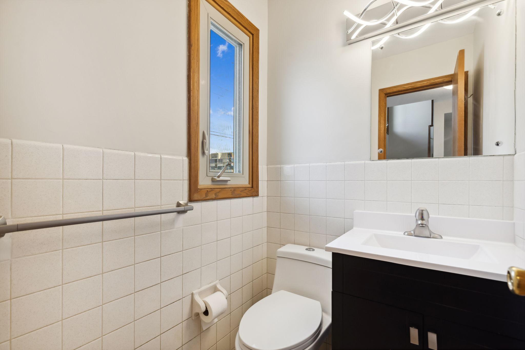 6324 France Avenue S