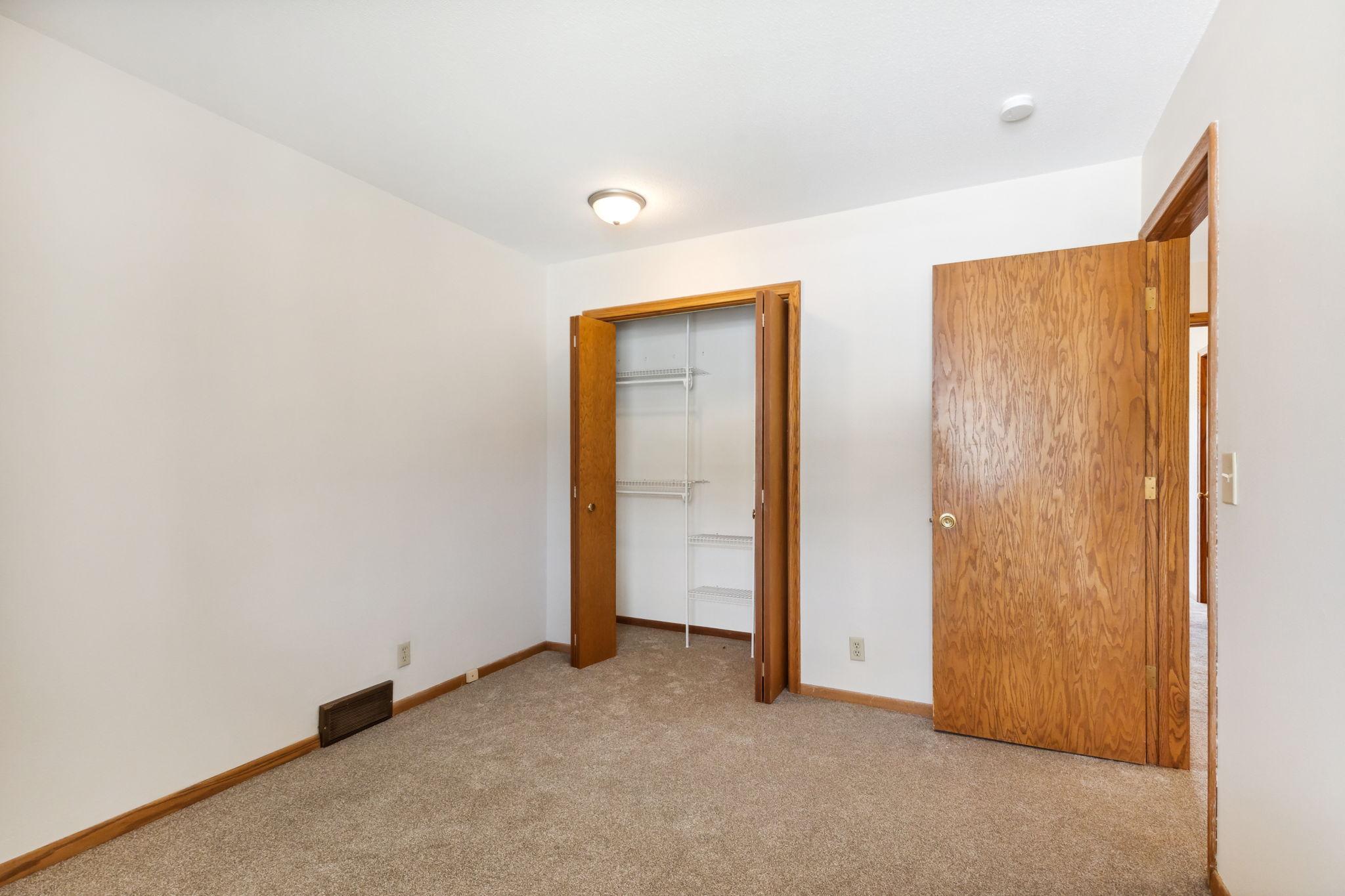 6324 France Avenue S