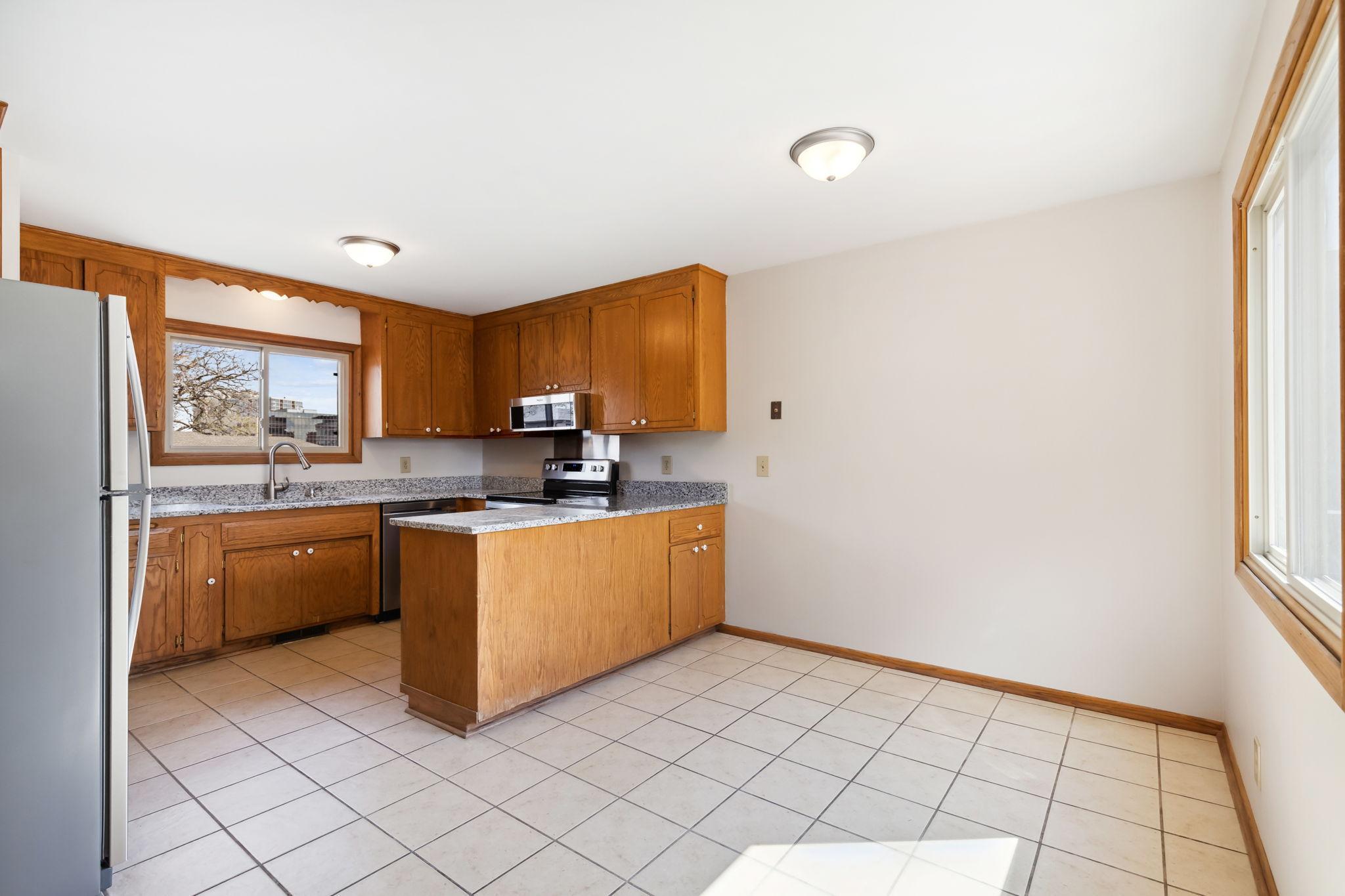 6324 France Avenue S